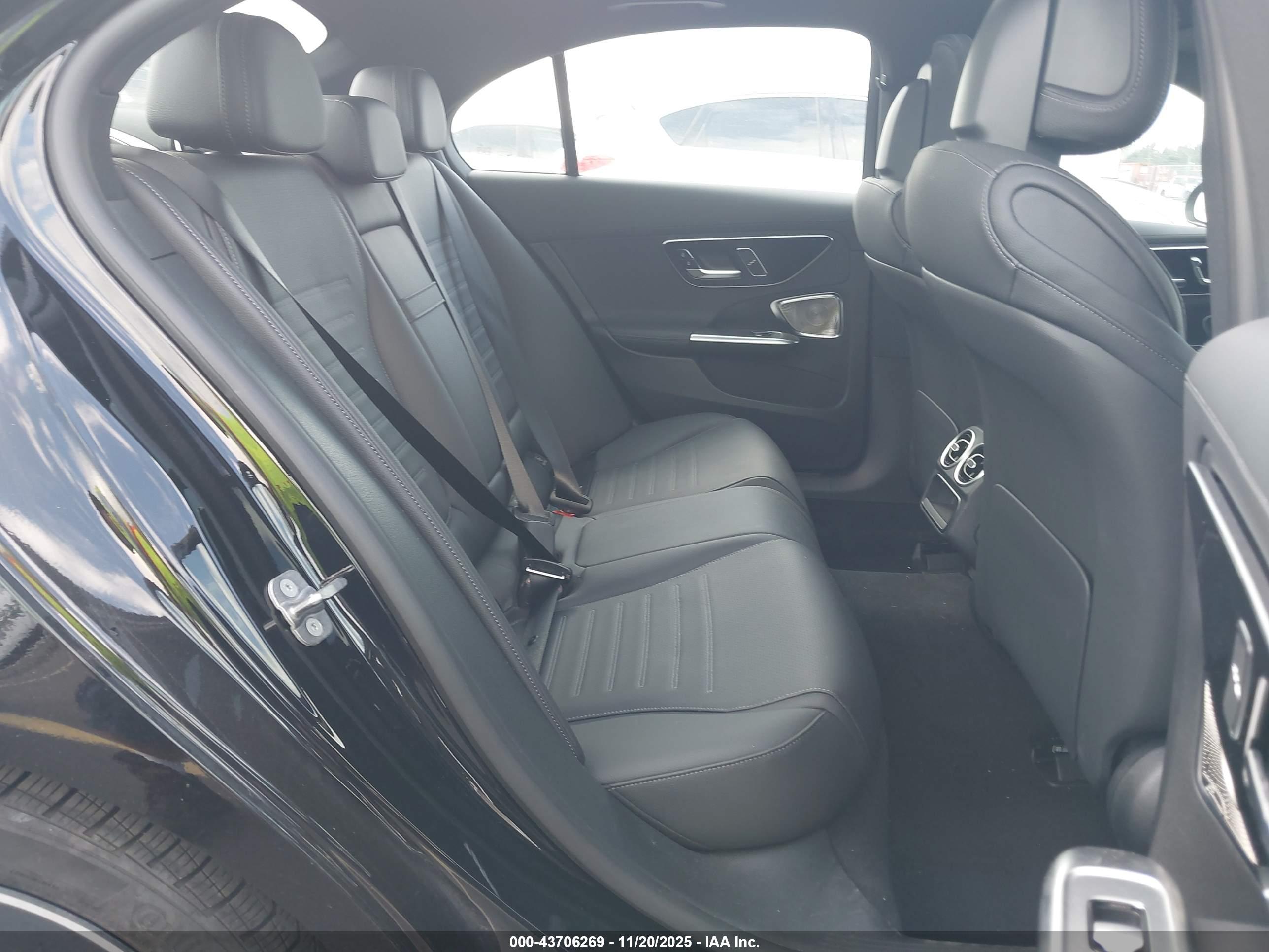MERCEDES-BENZ C image 8