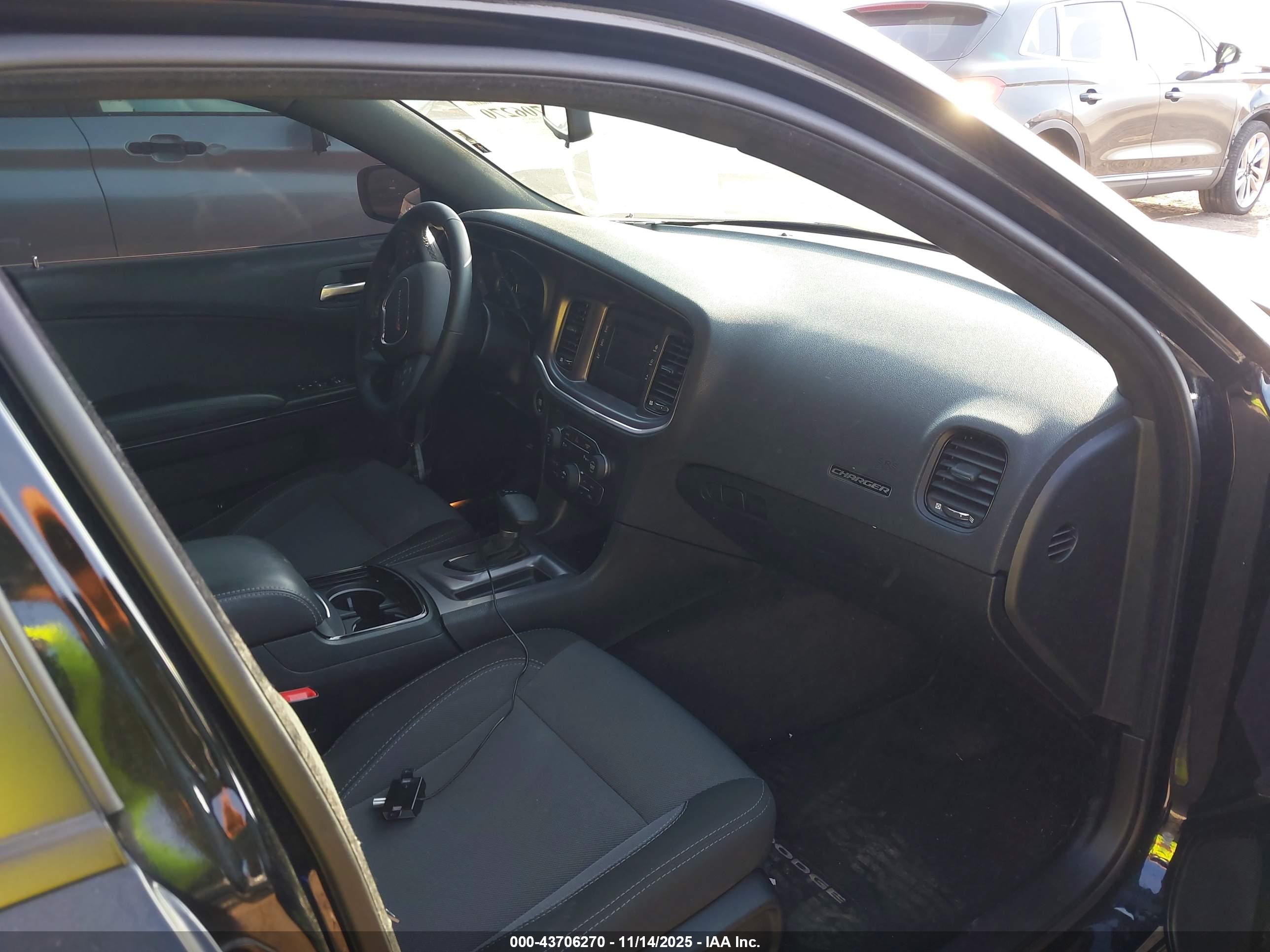 DODGE CHARGER image 5