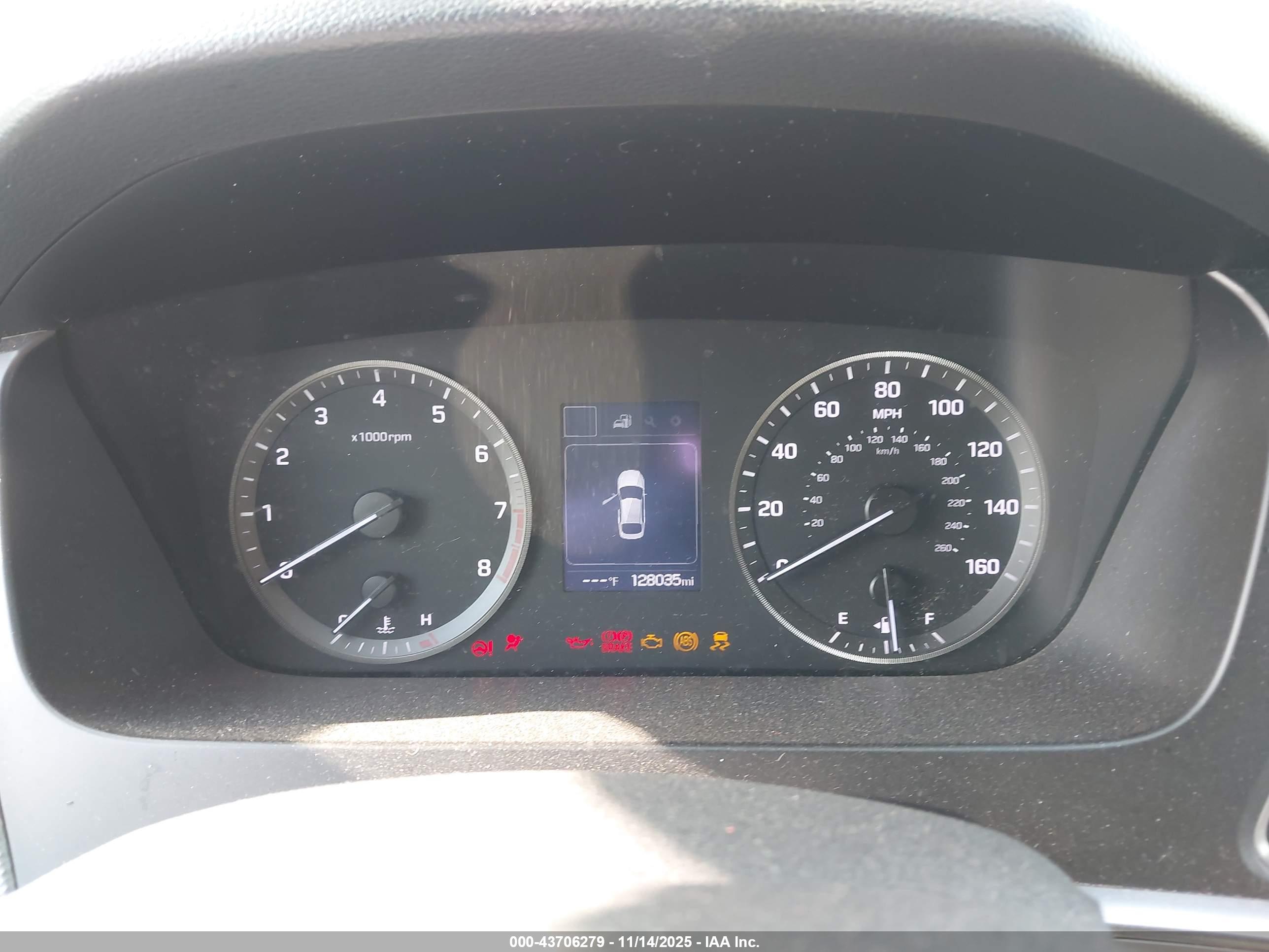 HYUNDAI SONATA image 7