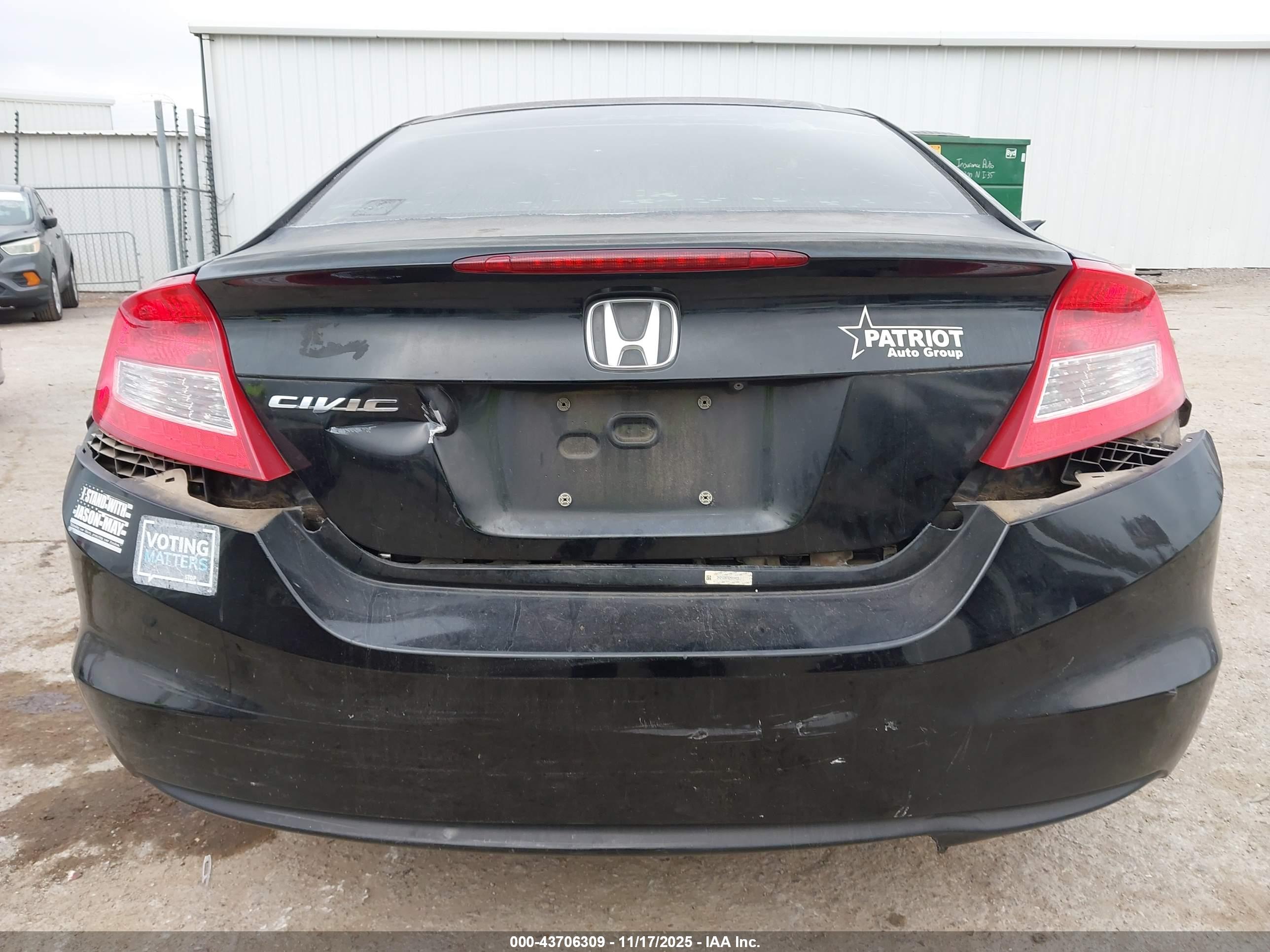 HONDA CIVIC image 6