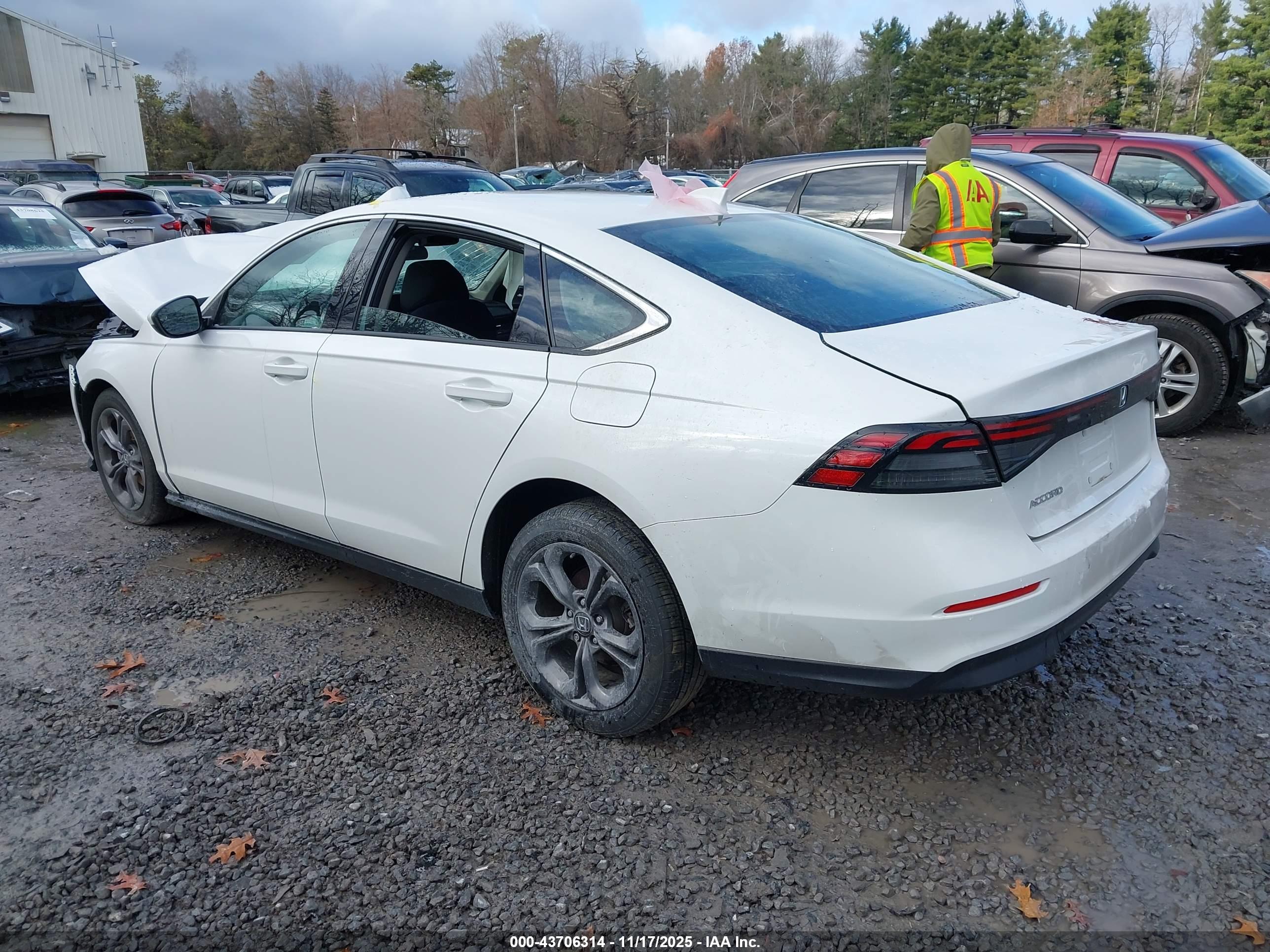 HONDA ACCORD image 3