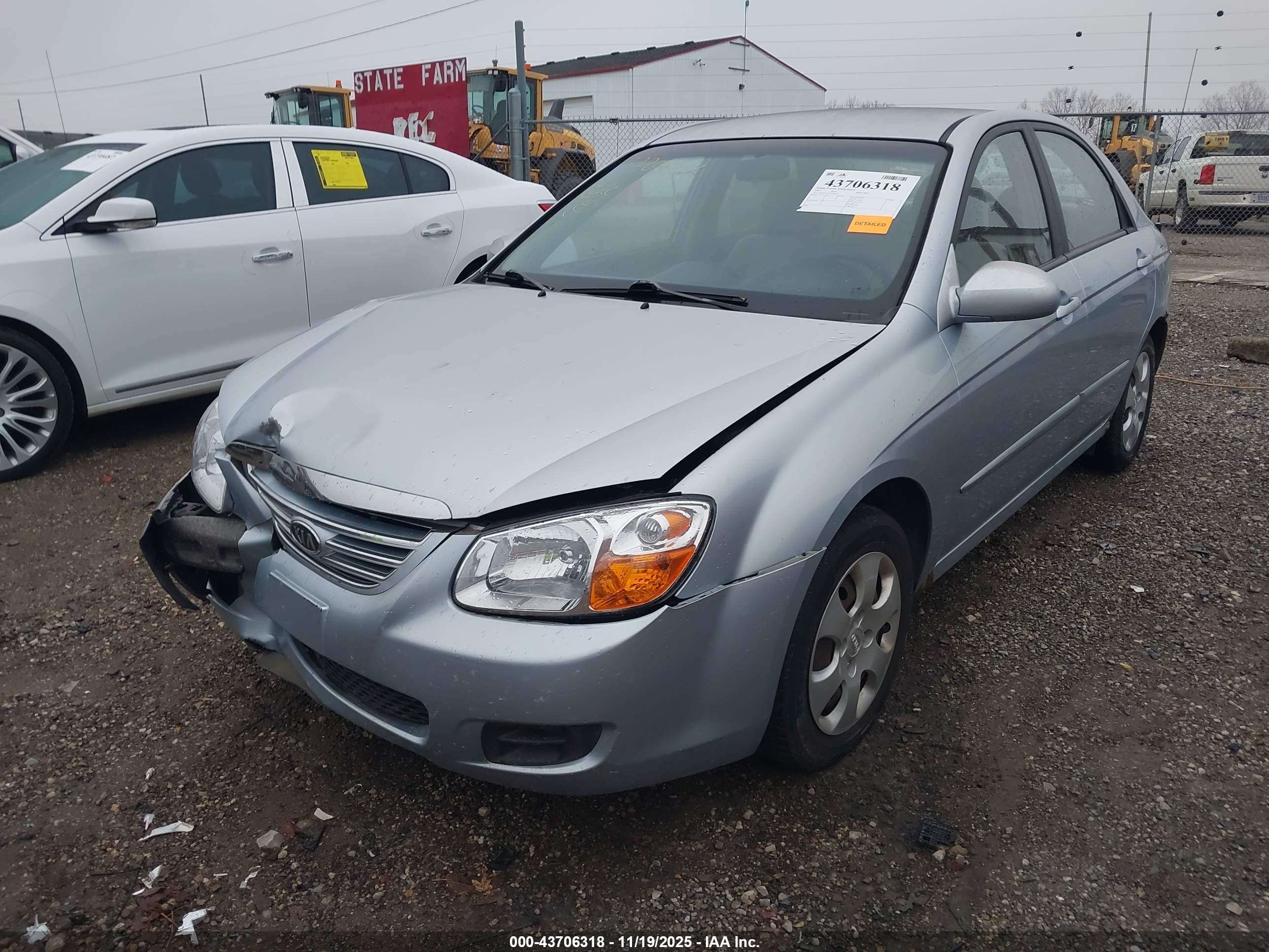 KIA SPECTRA image 2