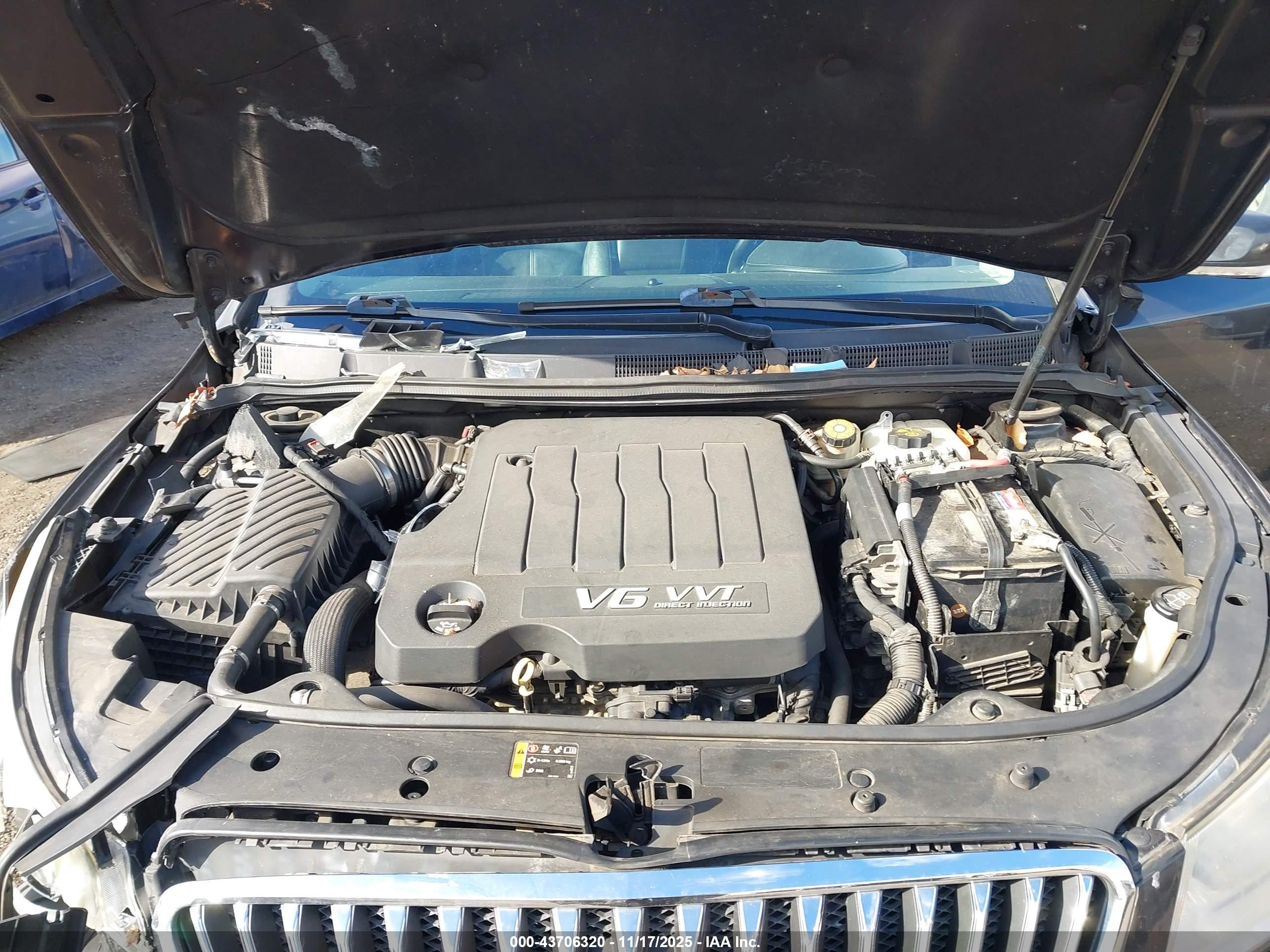 BUICK LACROSSE image 10