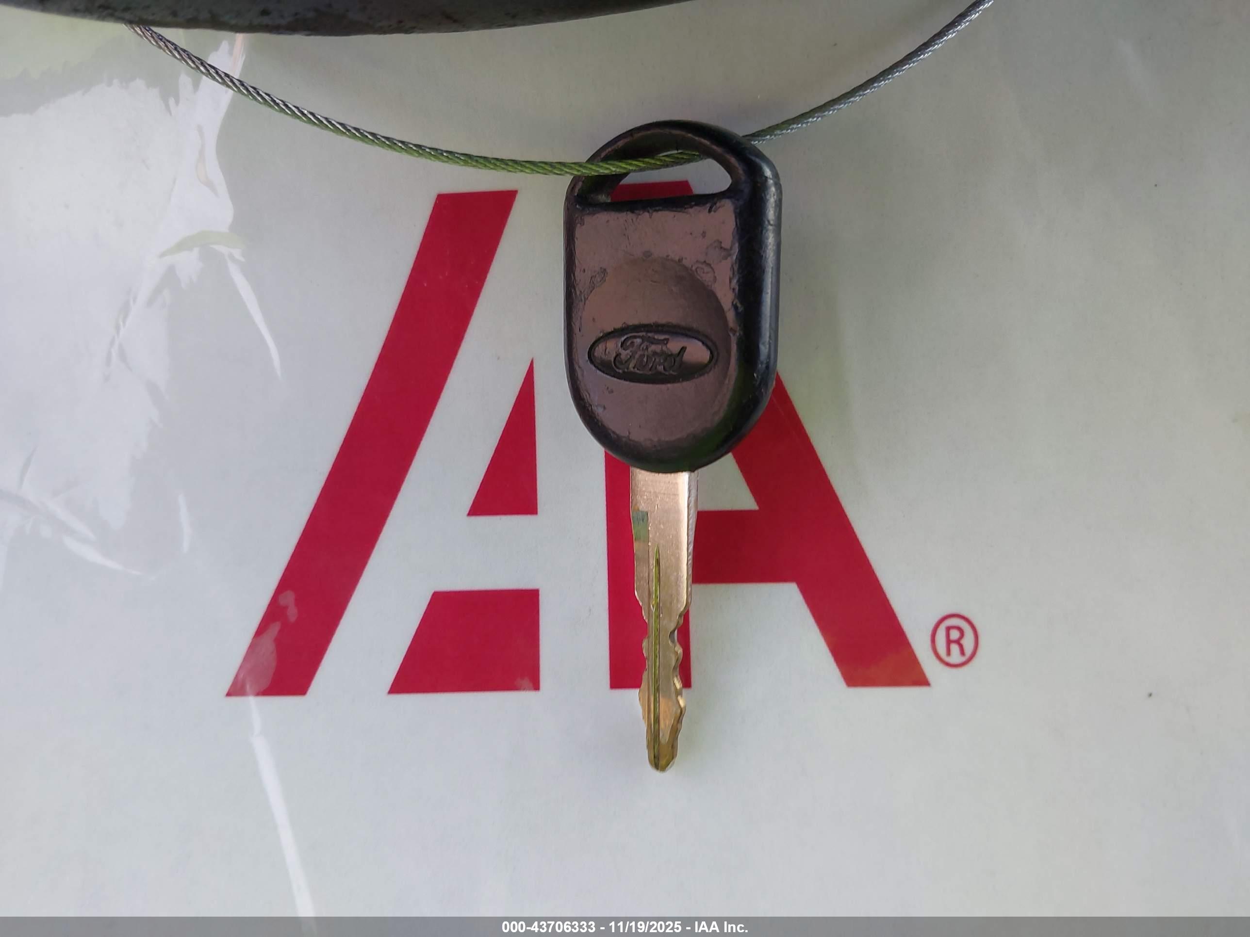 FORD FOCUS image 11