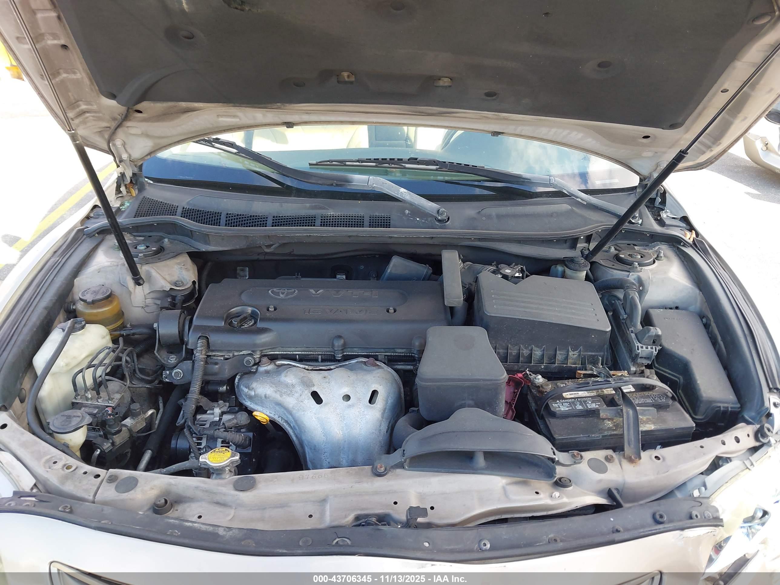 TOYOTA CAMRY image 10