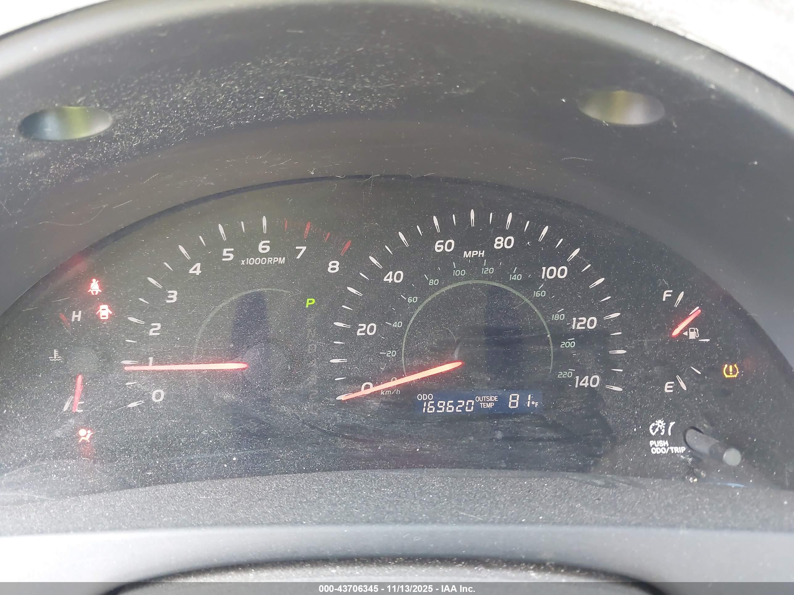 TOYOTA CAMRY image 7