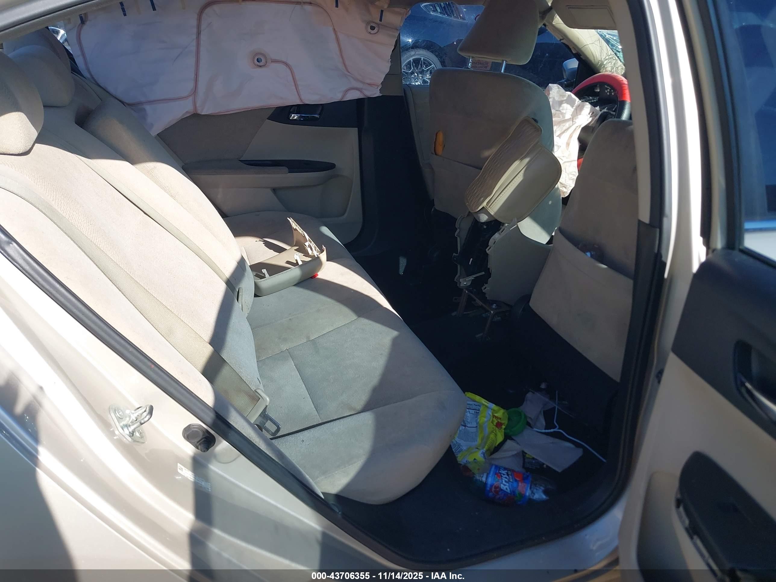 HONDA ACCORD image 8