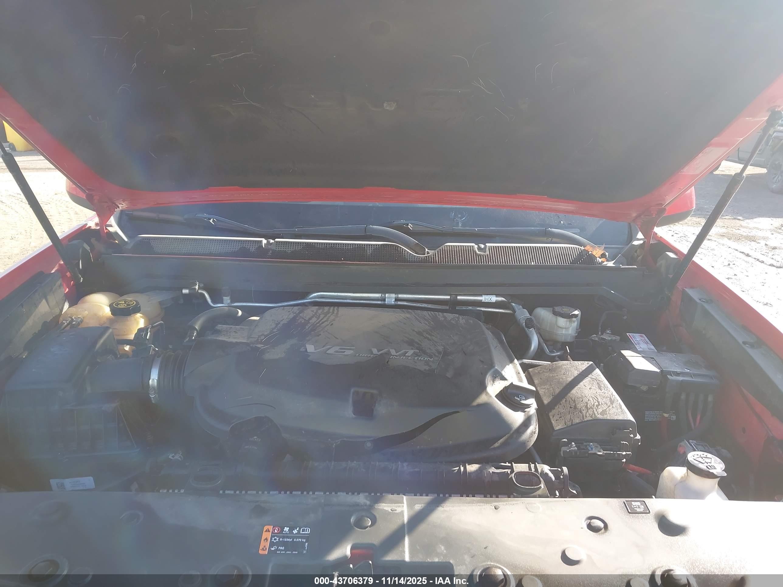 GMC CANYON image 10