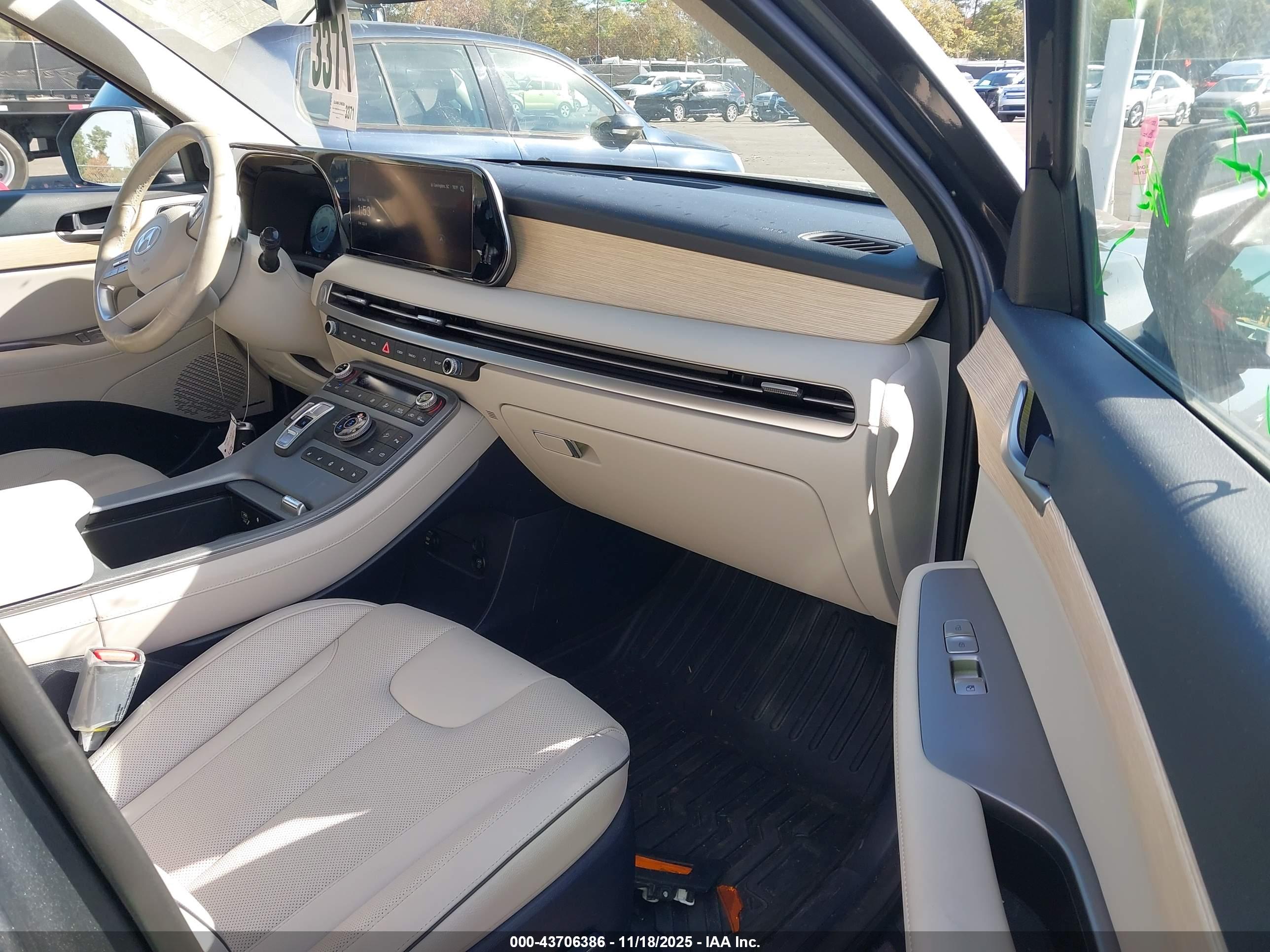 HYUNDAI PALISADE image 5