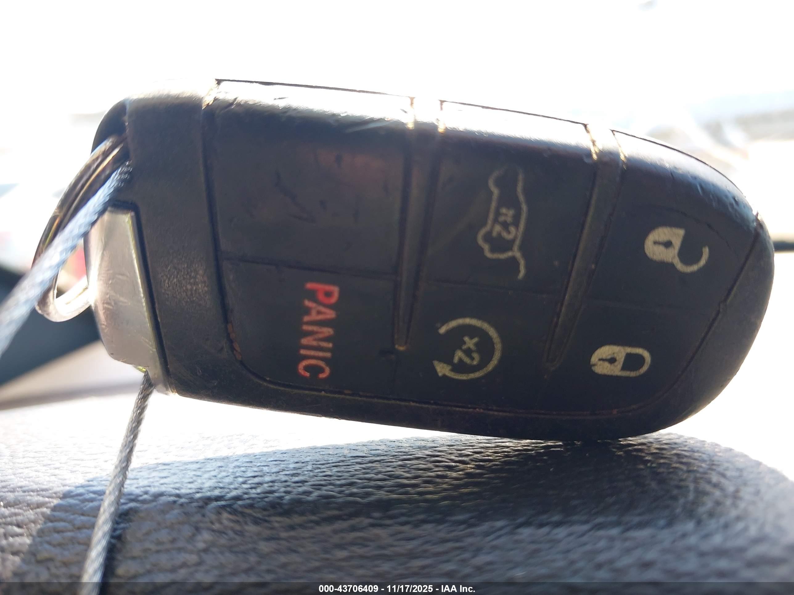 JEEP GRAND image 11
