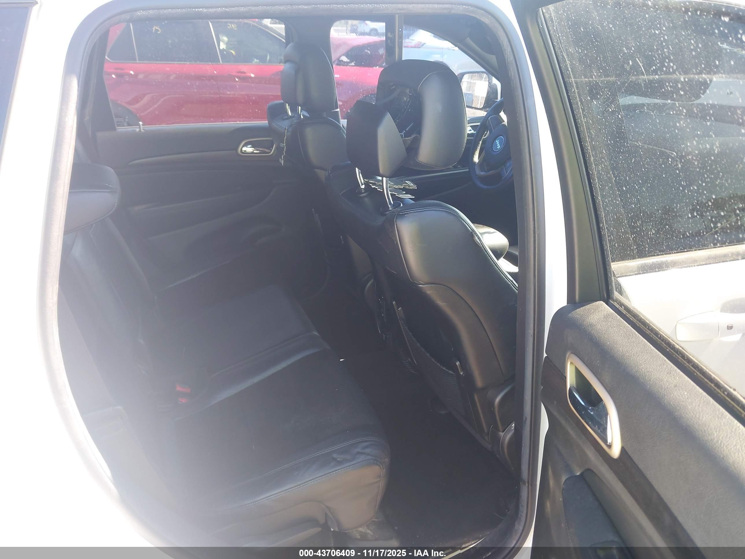 JEEP GRAND image 8