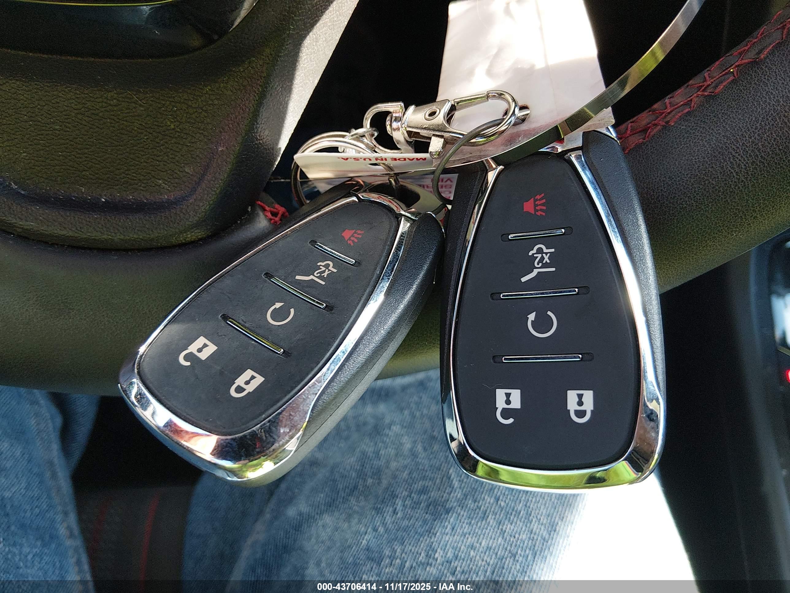 CHEVROLET EQUINOX image 11