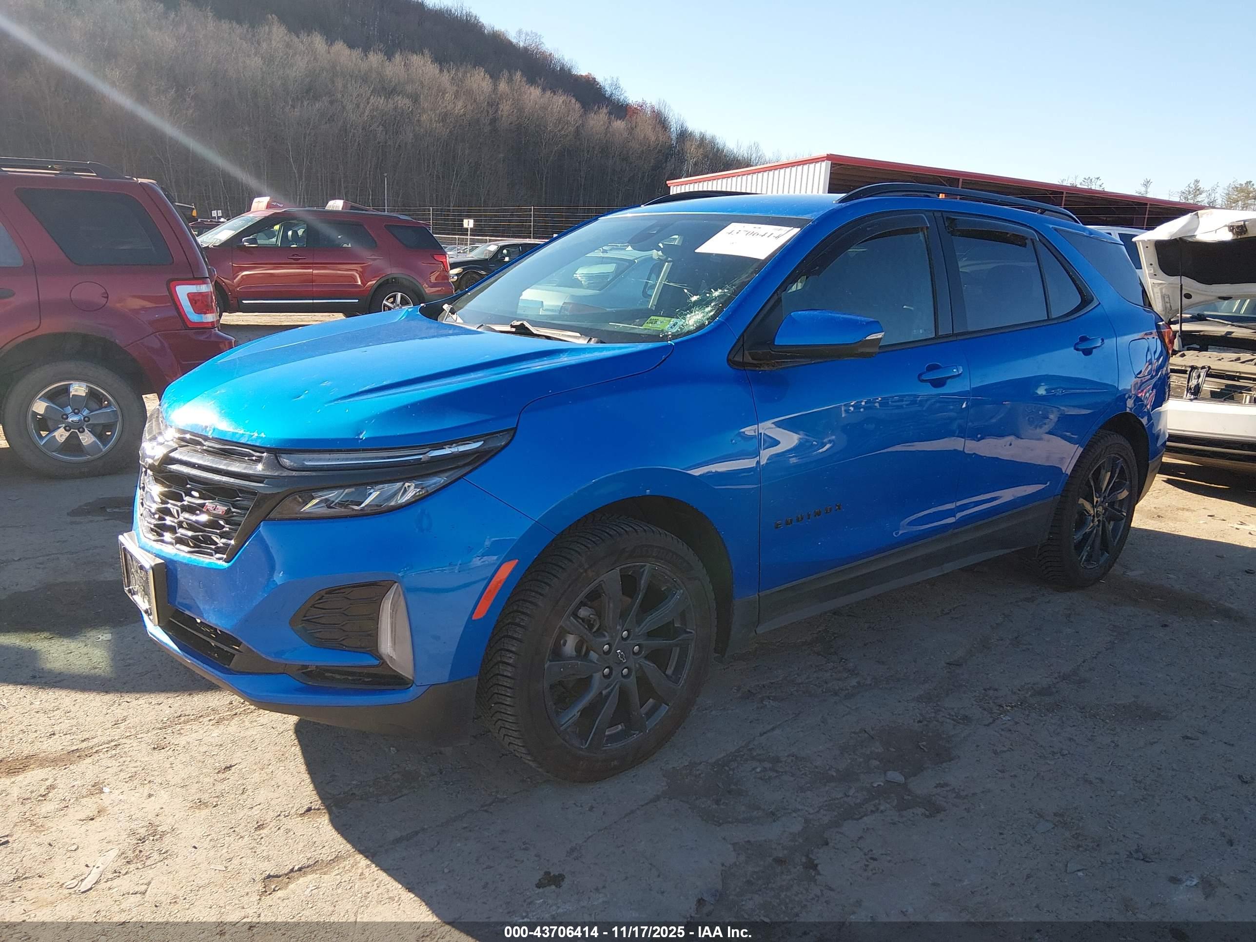 CHEVROLET EQUINOX image 2