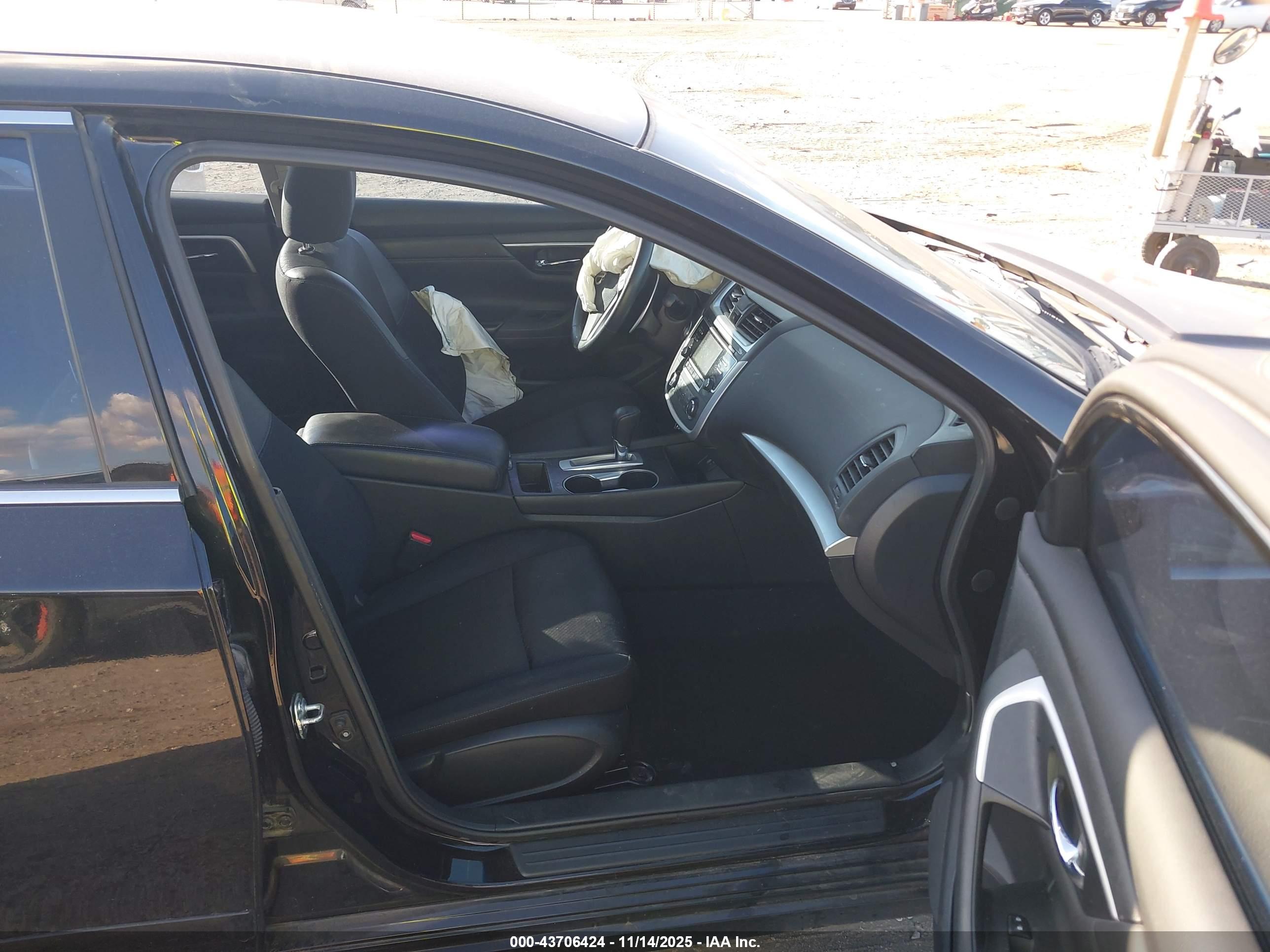 NISSAN ALTIMA image 5