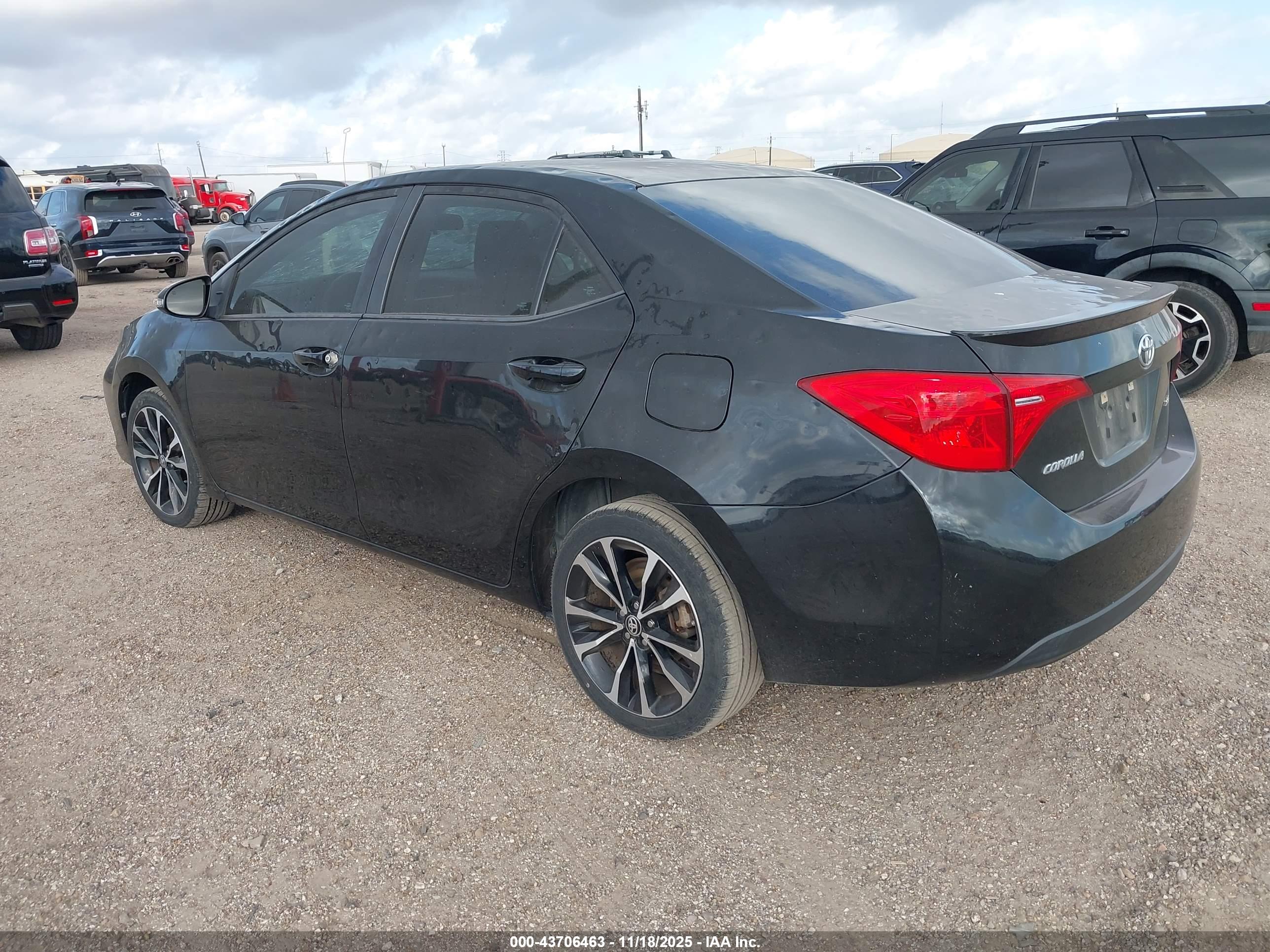 TOYOTA COROLLA image 3