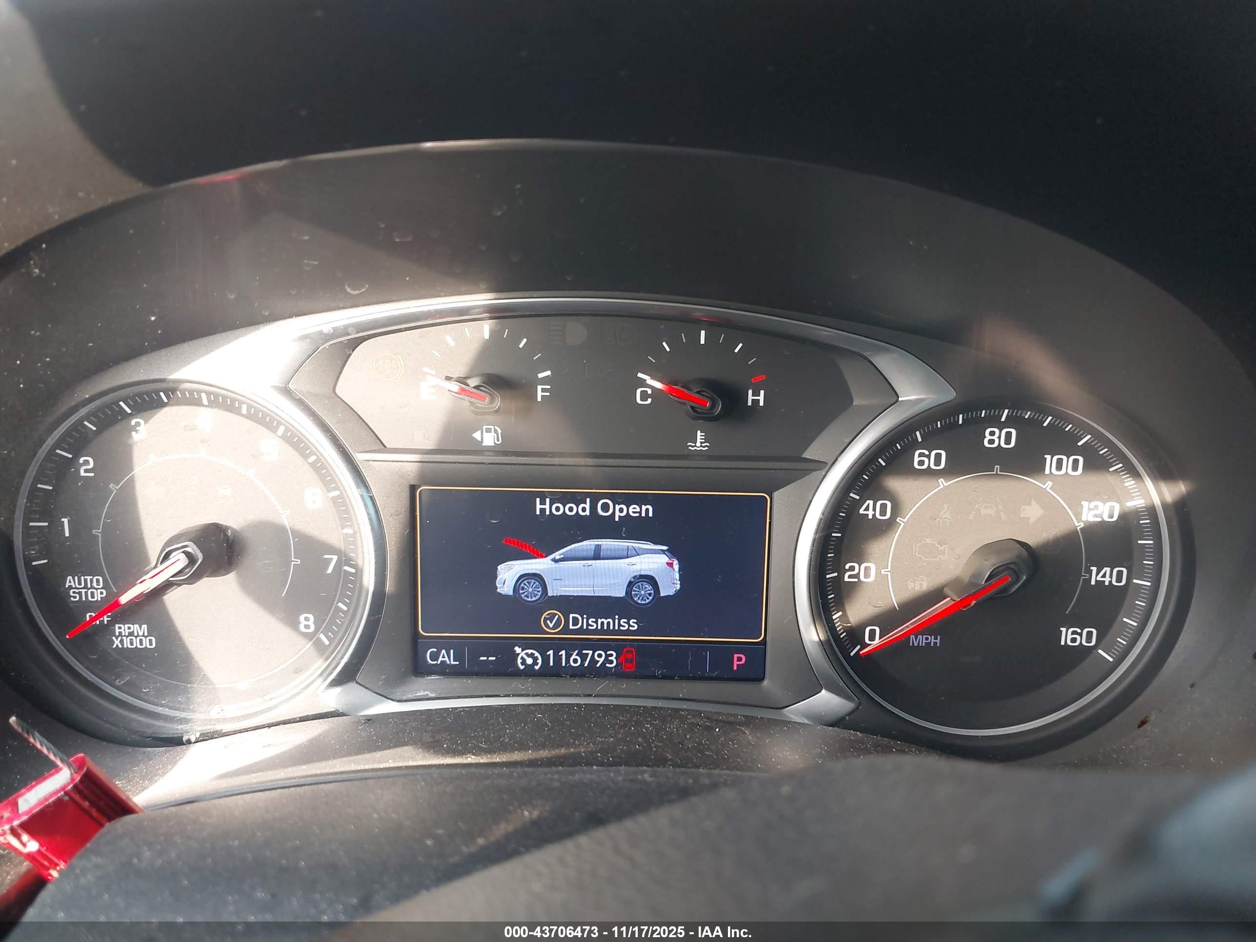 GMC TERRAIN image 7