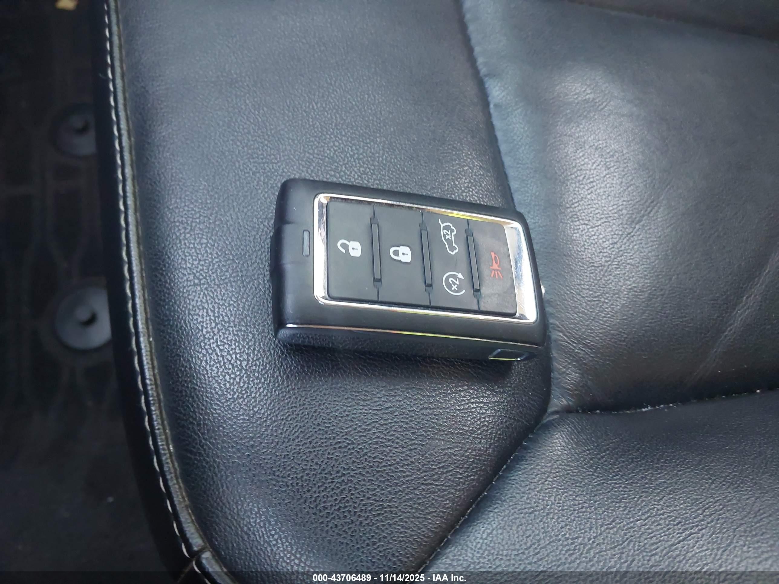 JEEP GRAND image 11