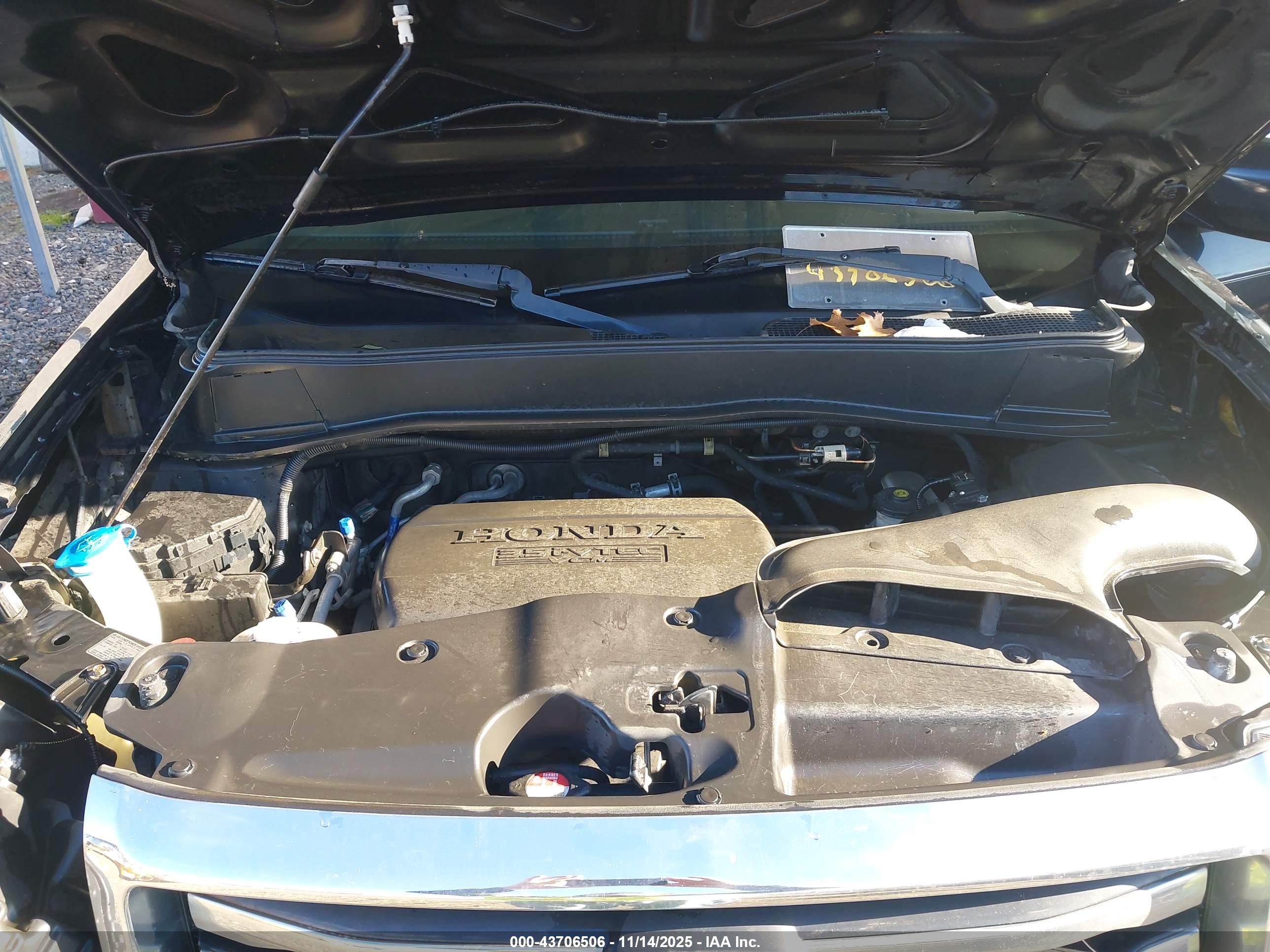 HONDA PILOT image 10