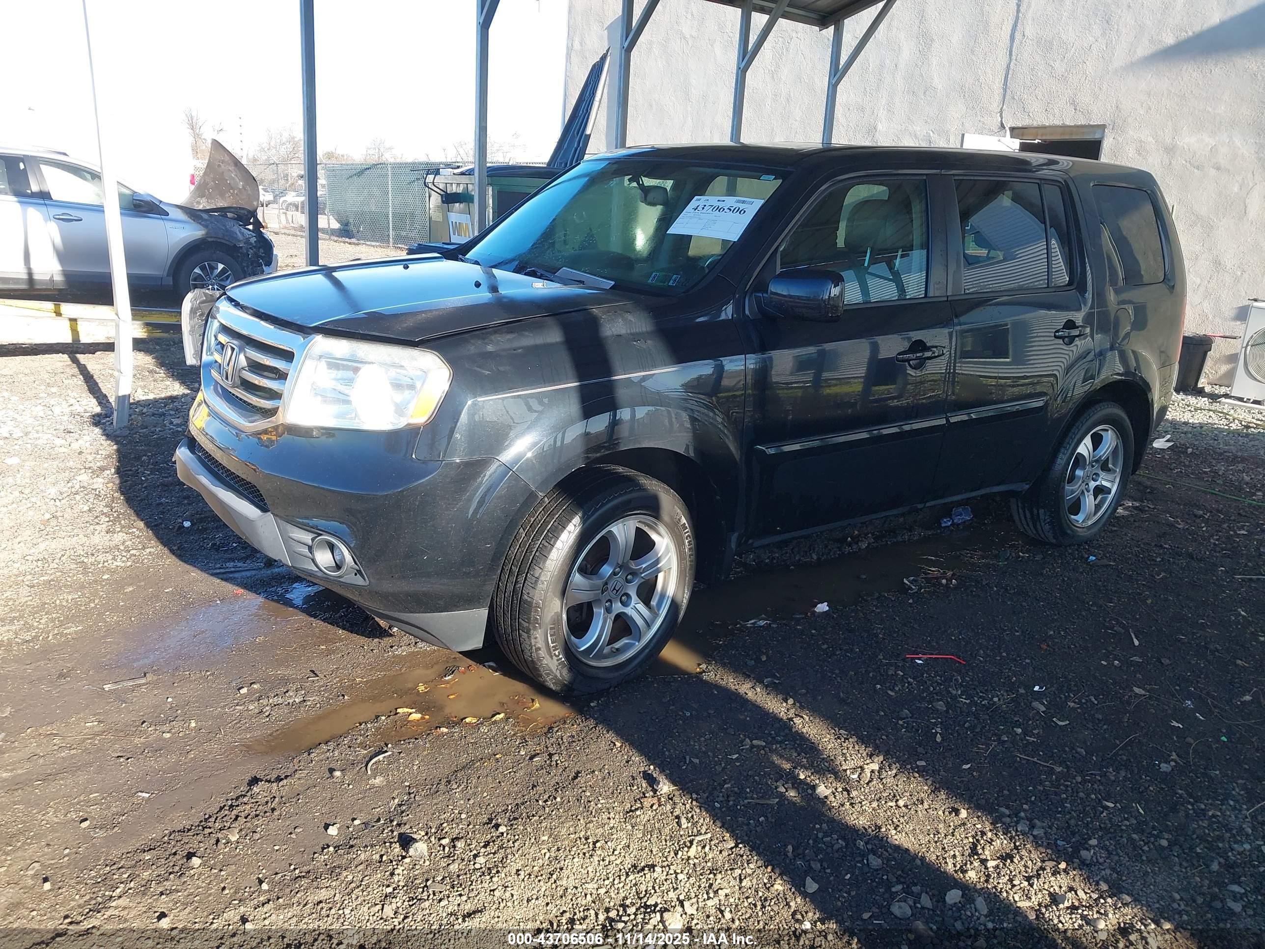 HONDA PILOT image 2