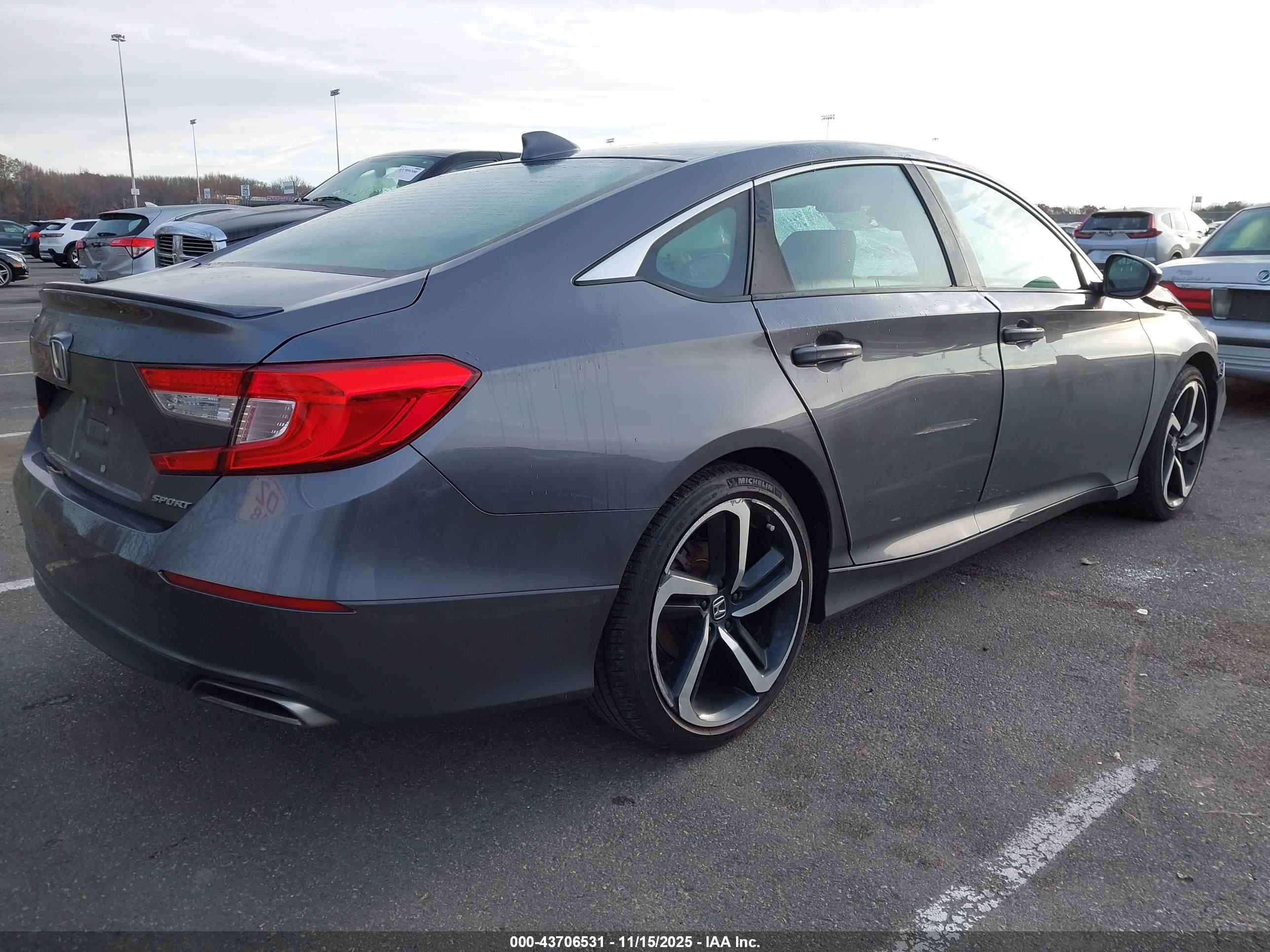 HONDA ACCORD image 4