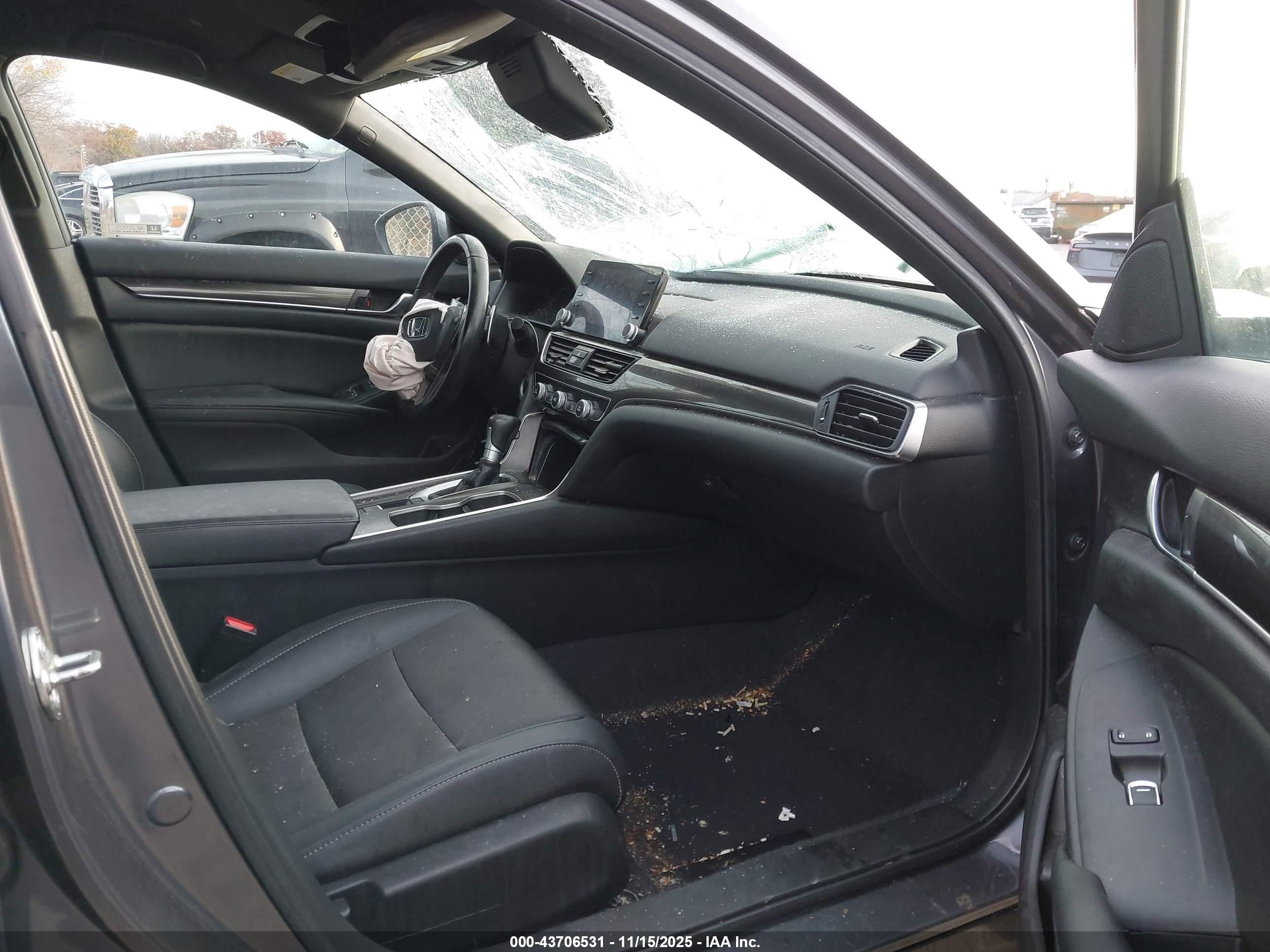 HONDA ACCORD image 5