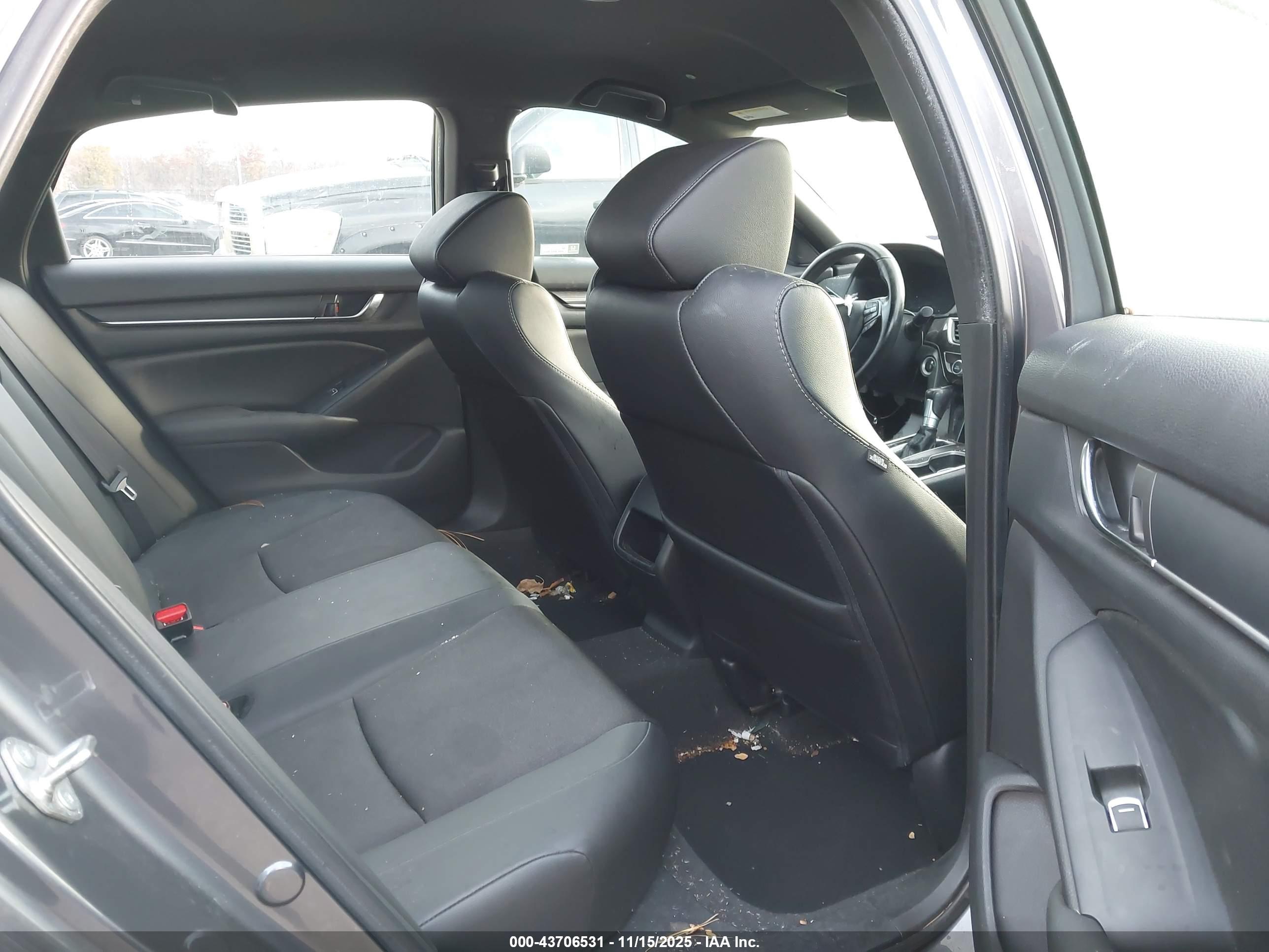 HONDA ACCORD image 8