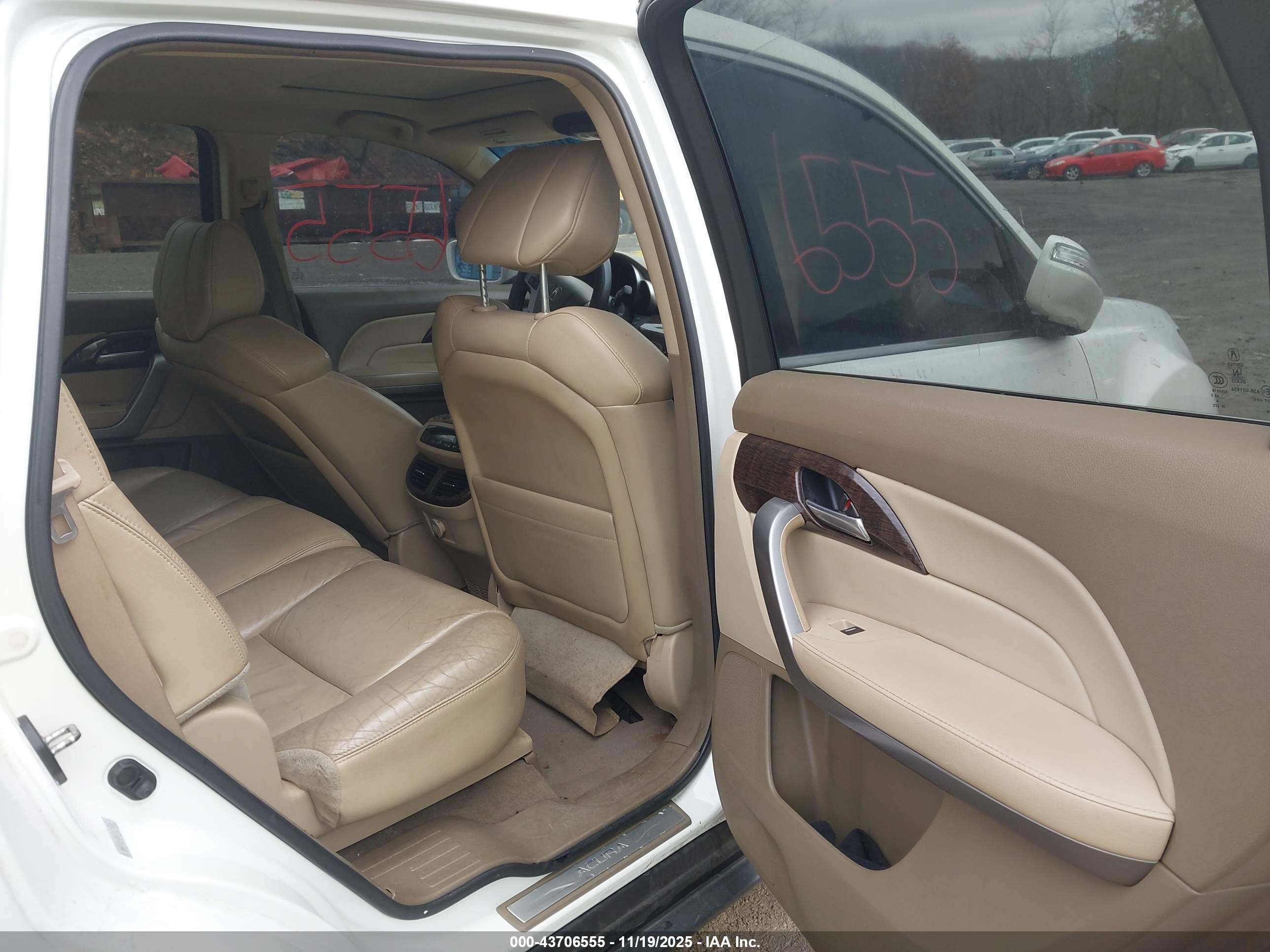 ACURA MDX image 8