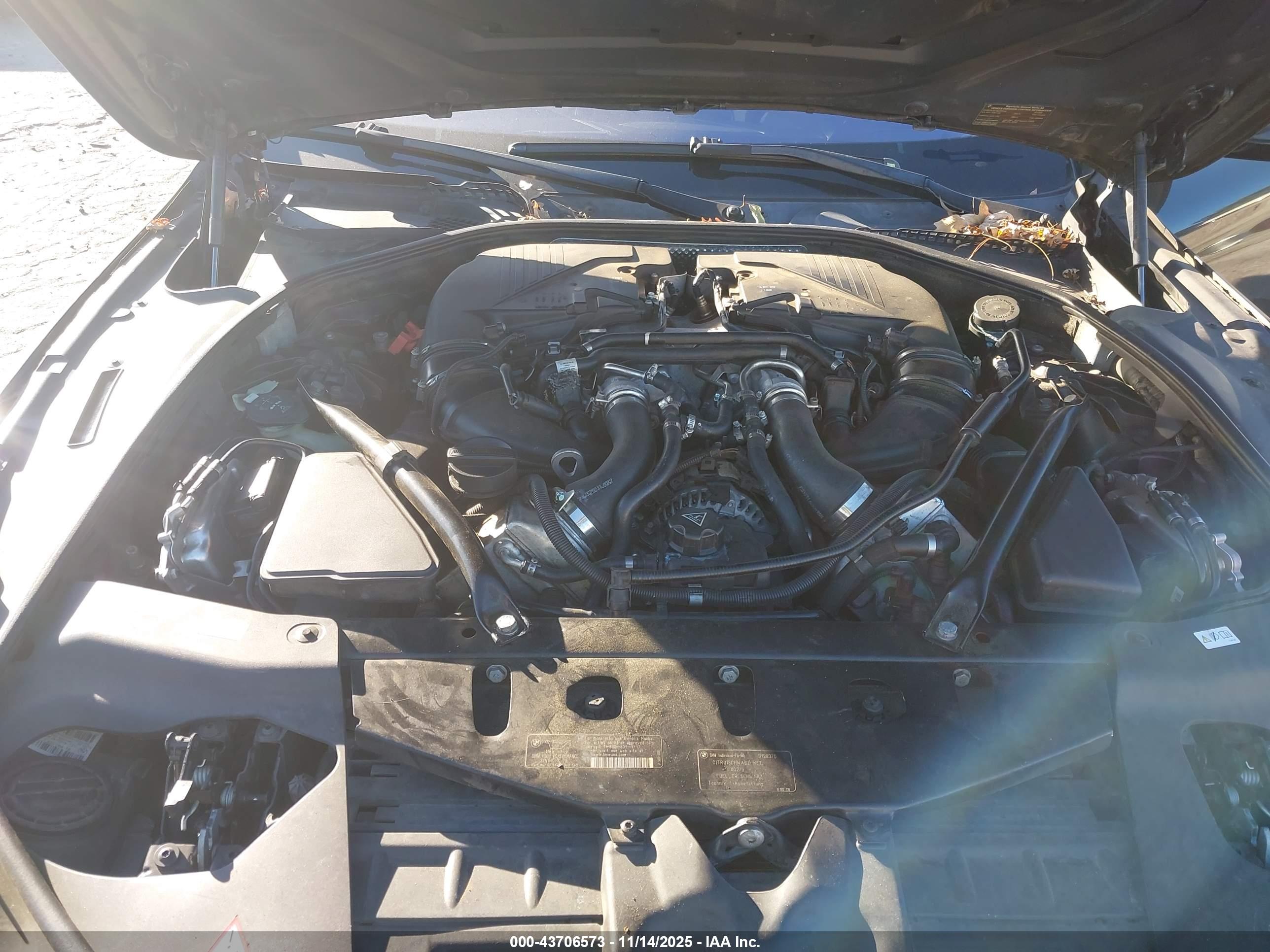 BMW 650I image 10