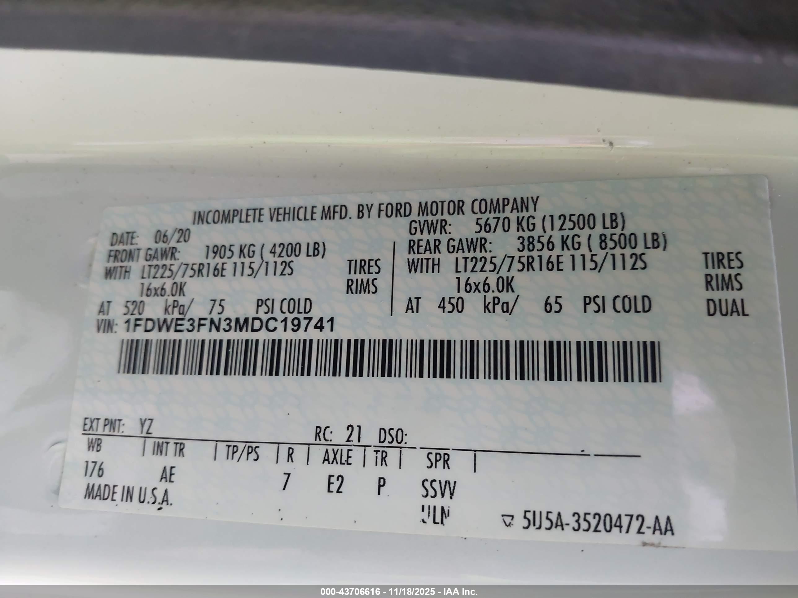 FORD E-350 image 9