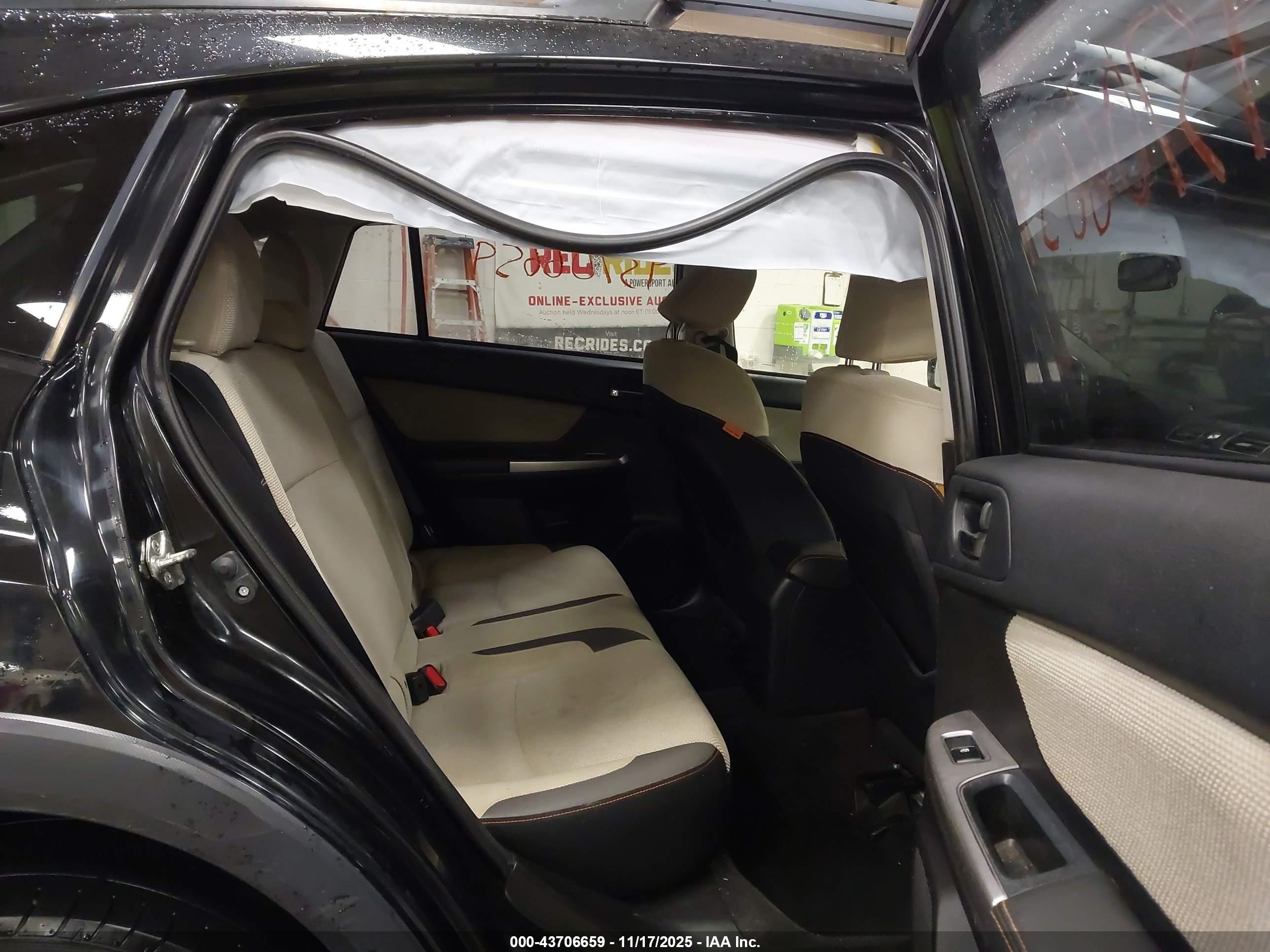 SUBARU CROSSTREK image 8