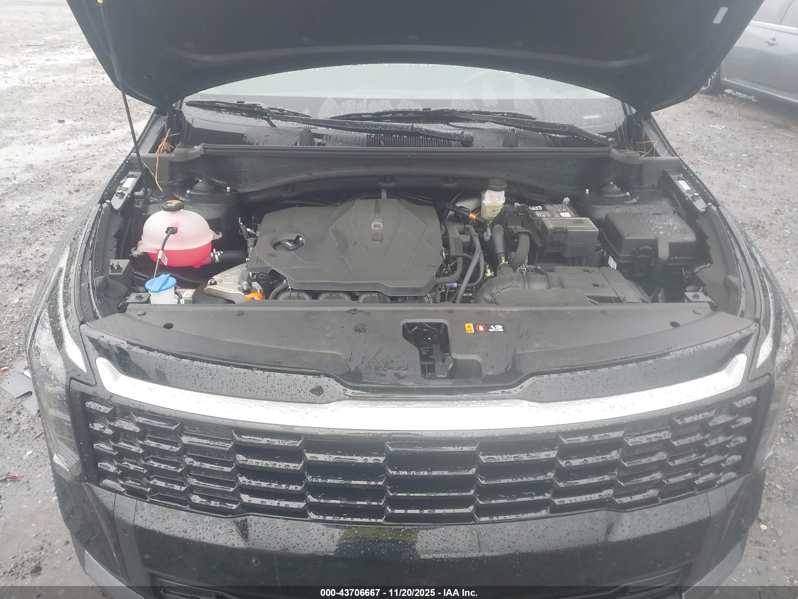 KIA SPORTAGE image 10