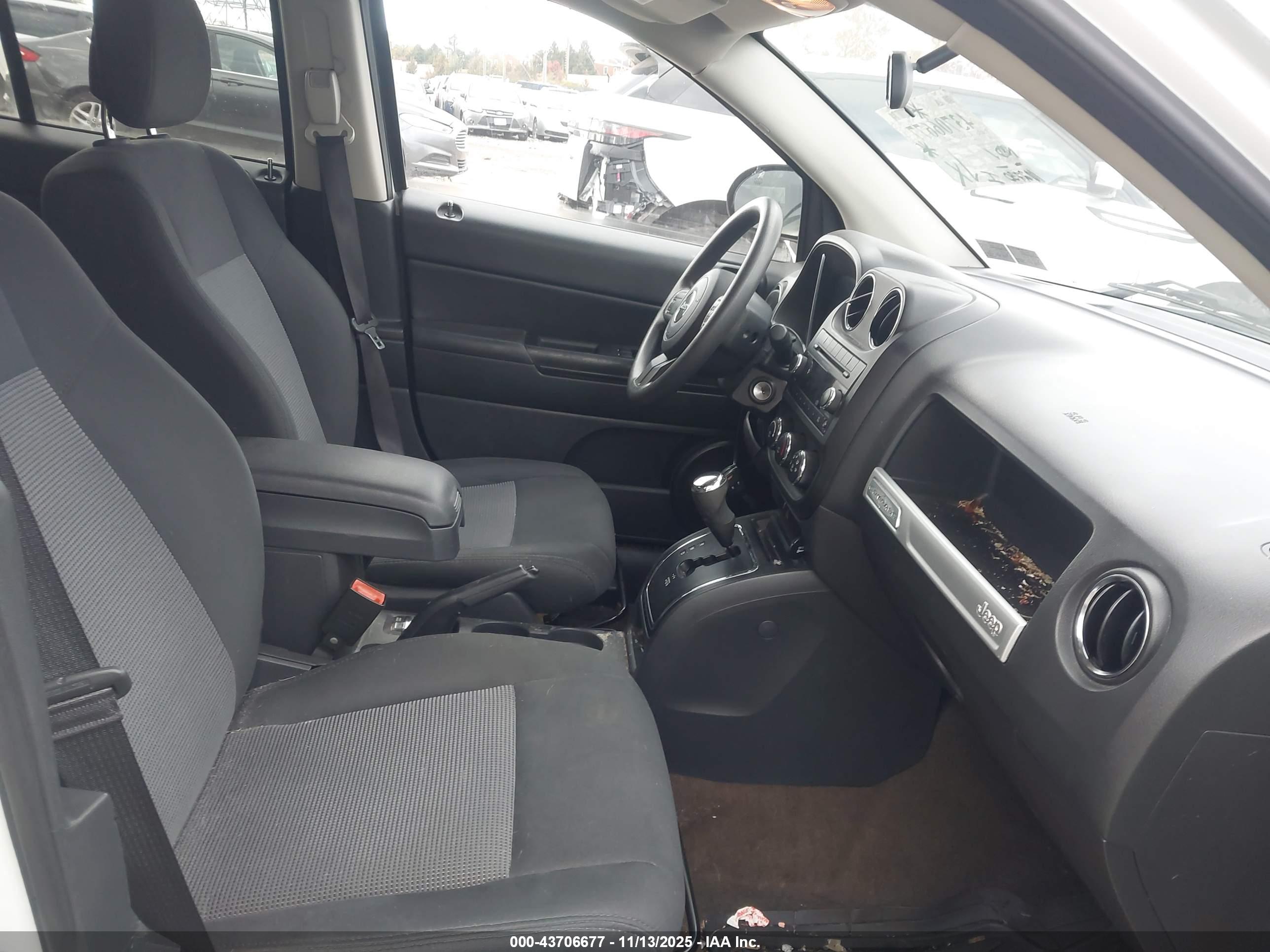 JEEP COMPASS image 5