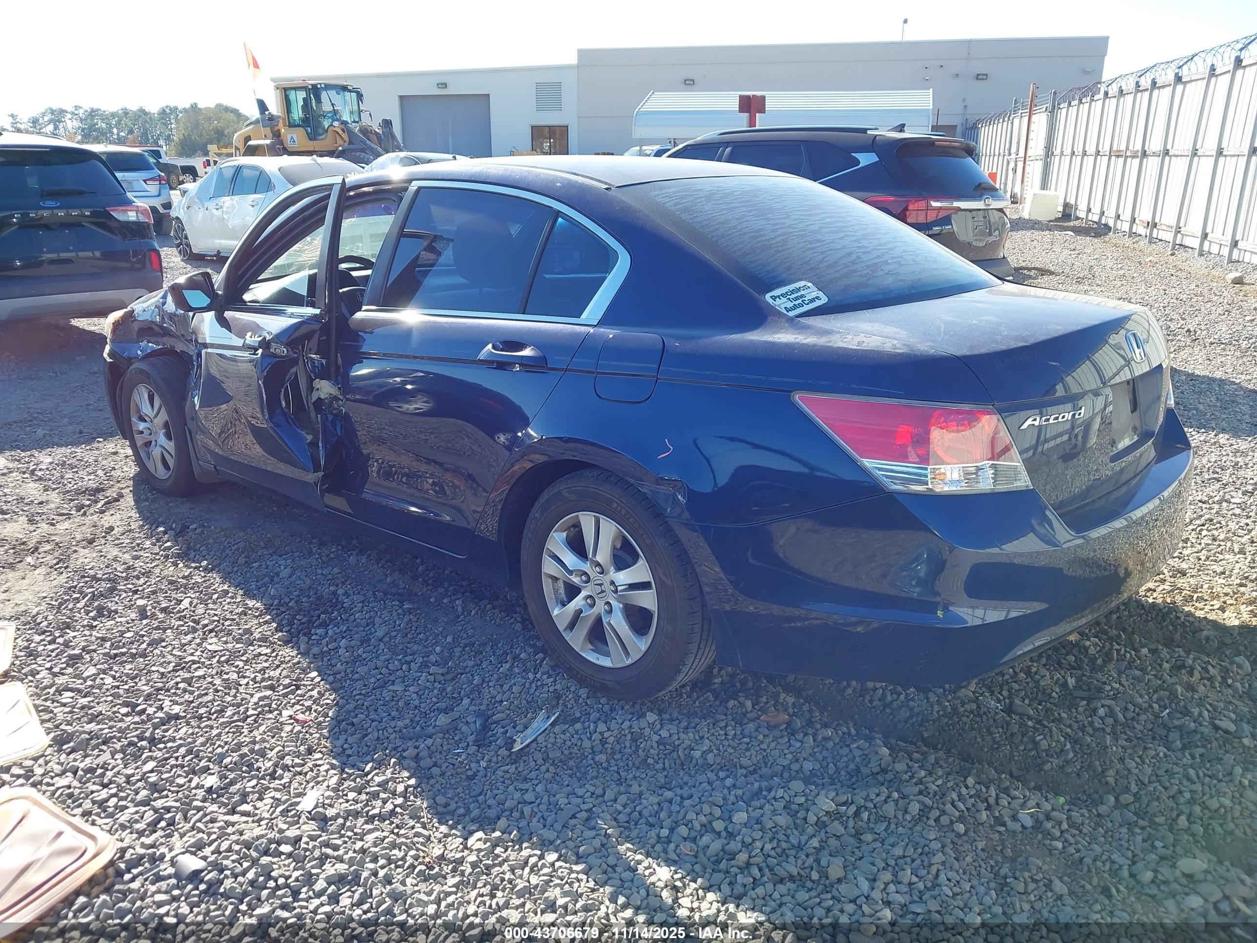 HONDA ACCORD image 3