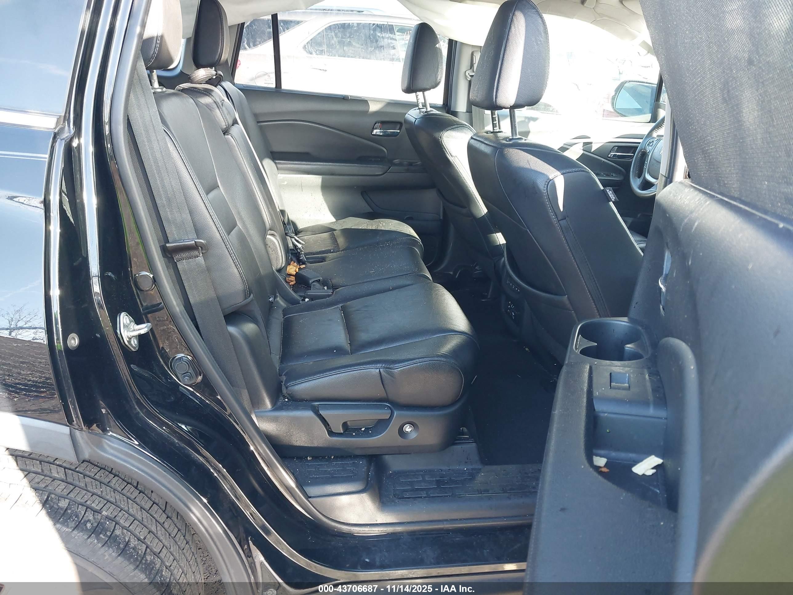 HONDA PILOT image 8