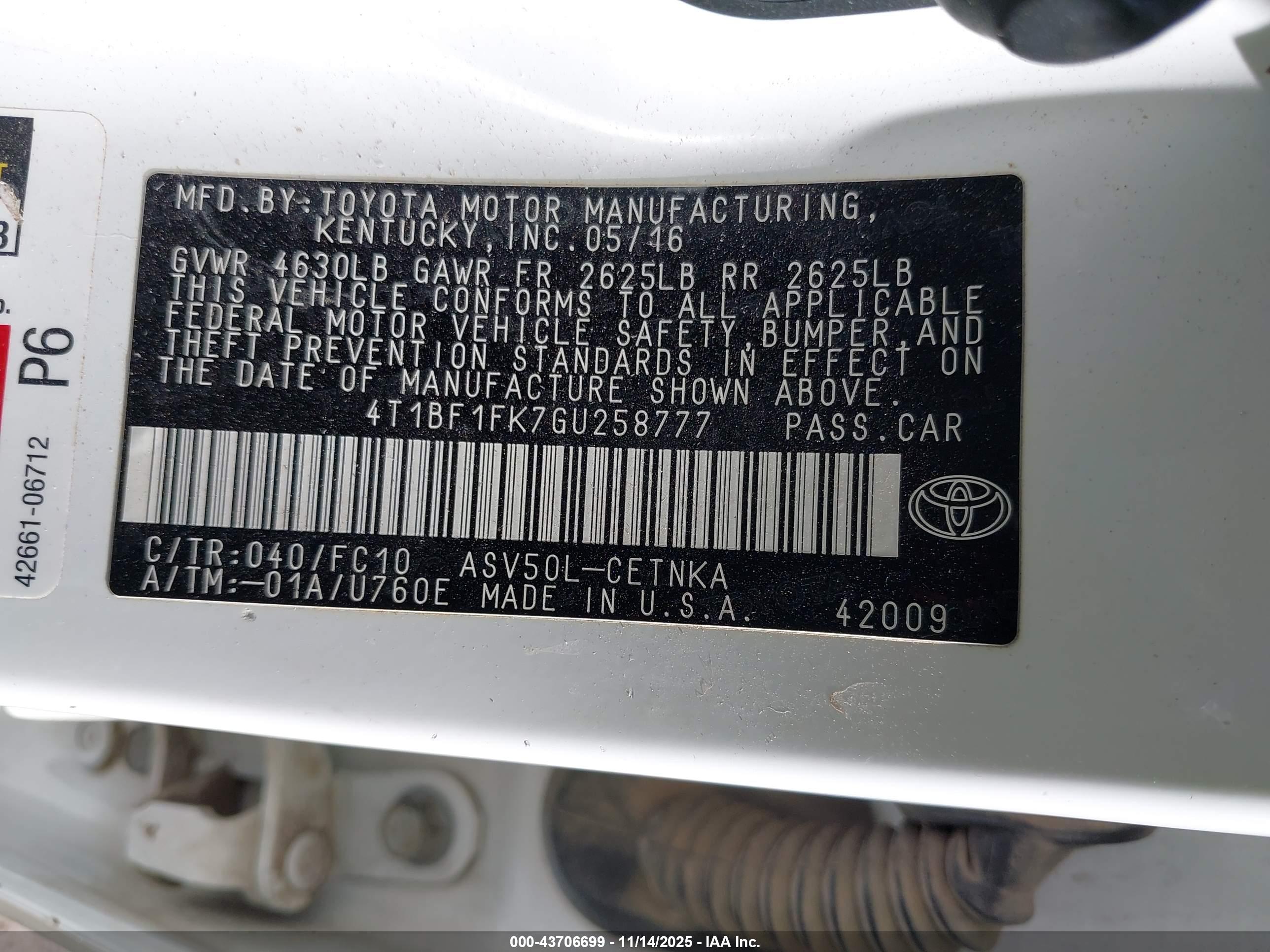 TOYOTA CAMRY image 9