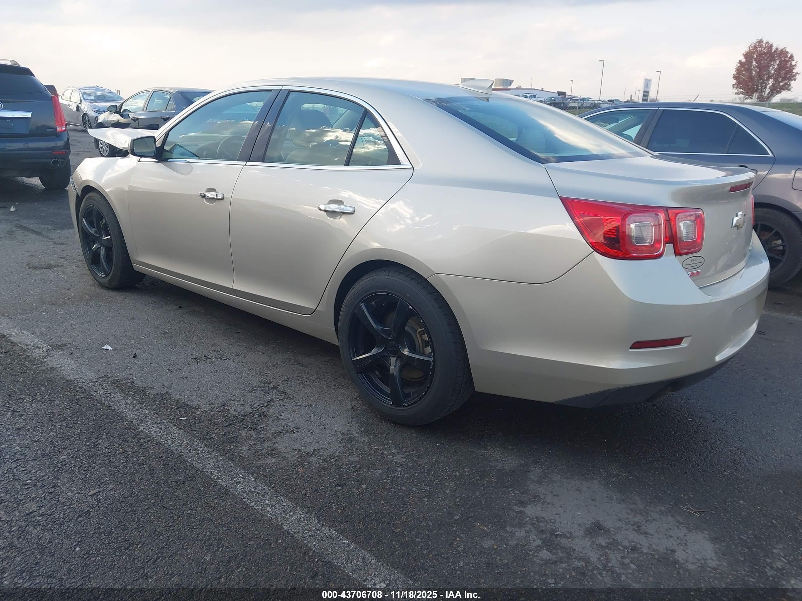 CHEVROLET MALIBU image 3