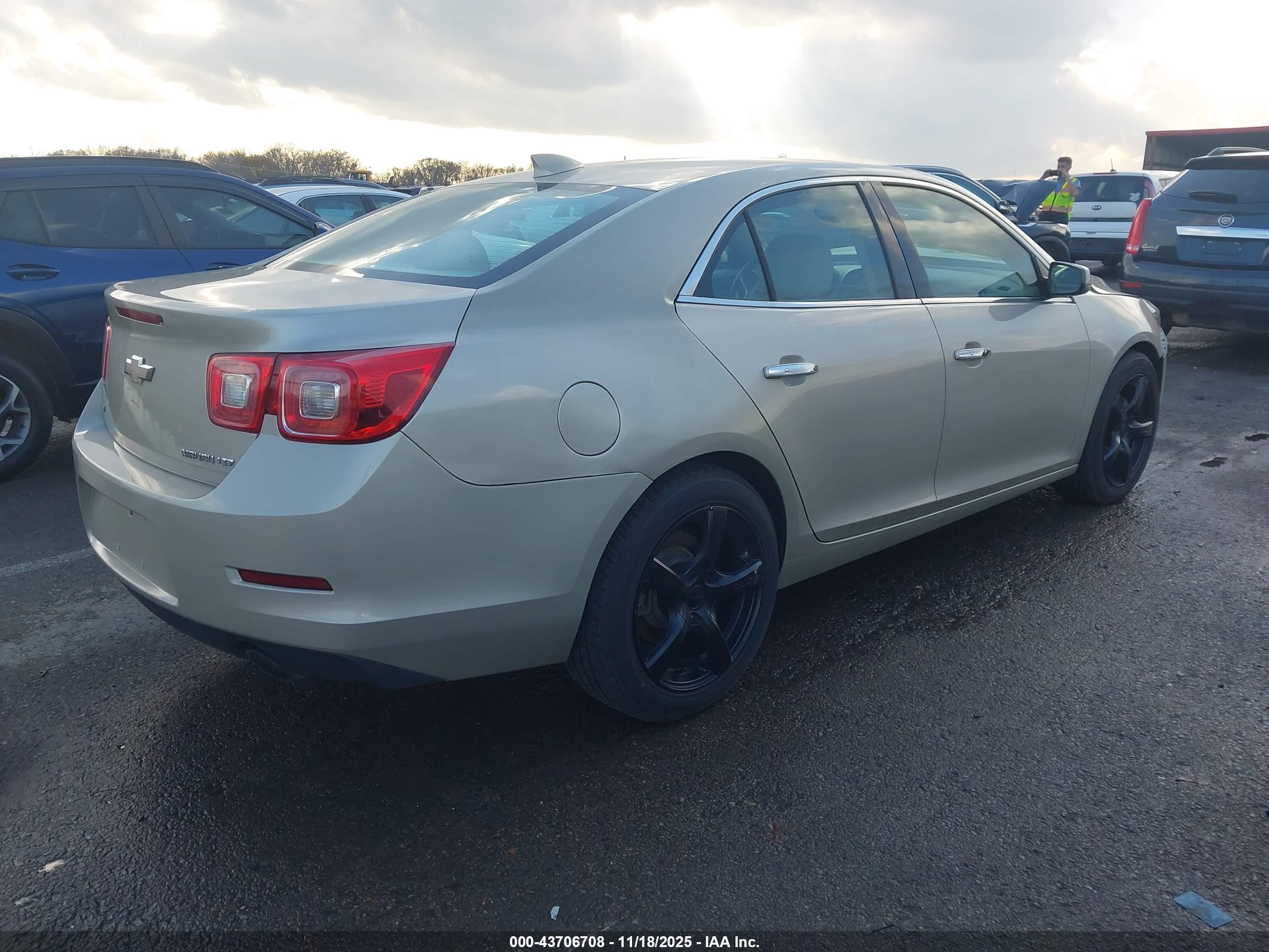 CHEVROLET MALIBU image 4
