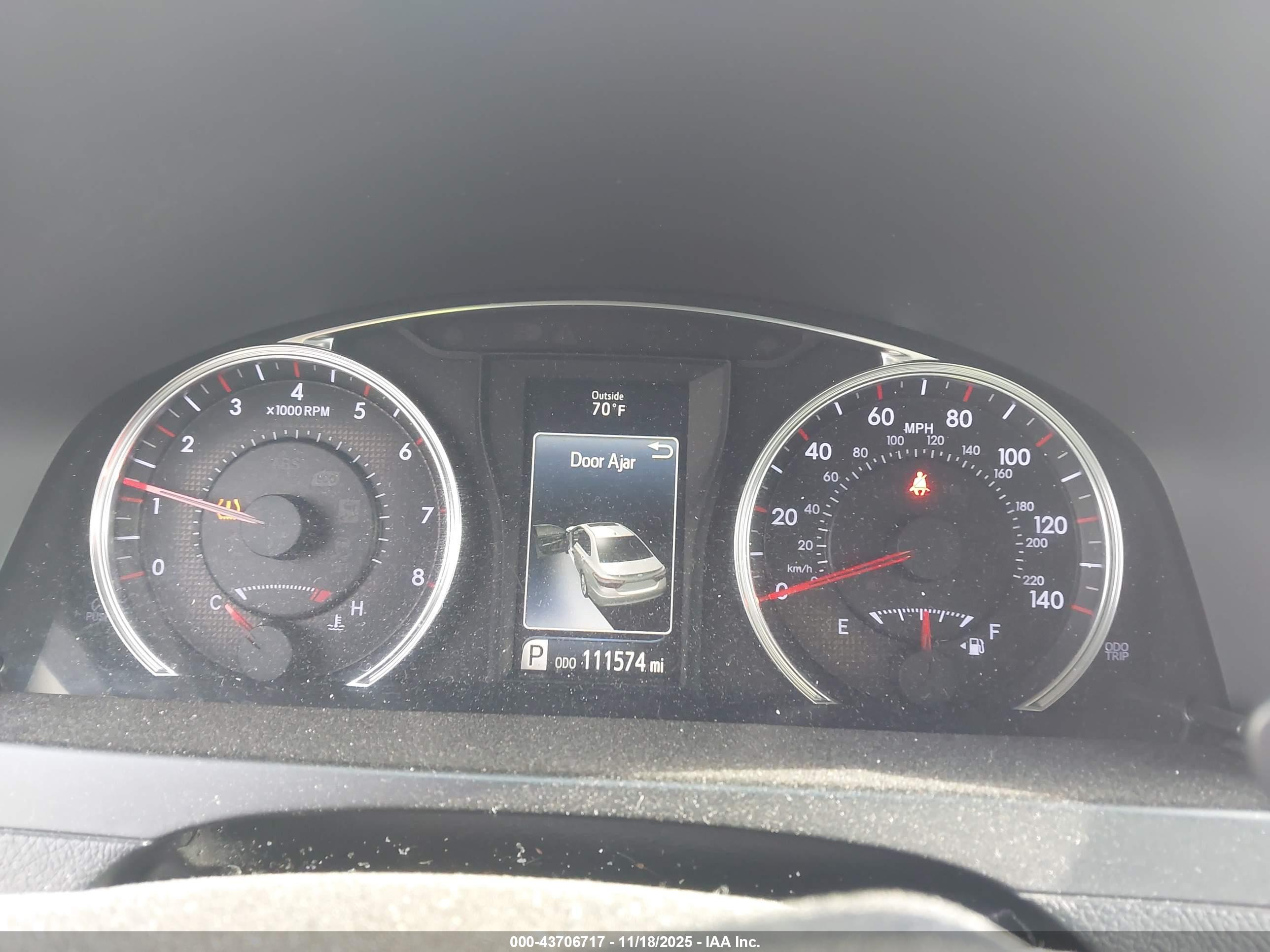TOYOTA CAMRY image 7