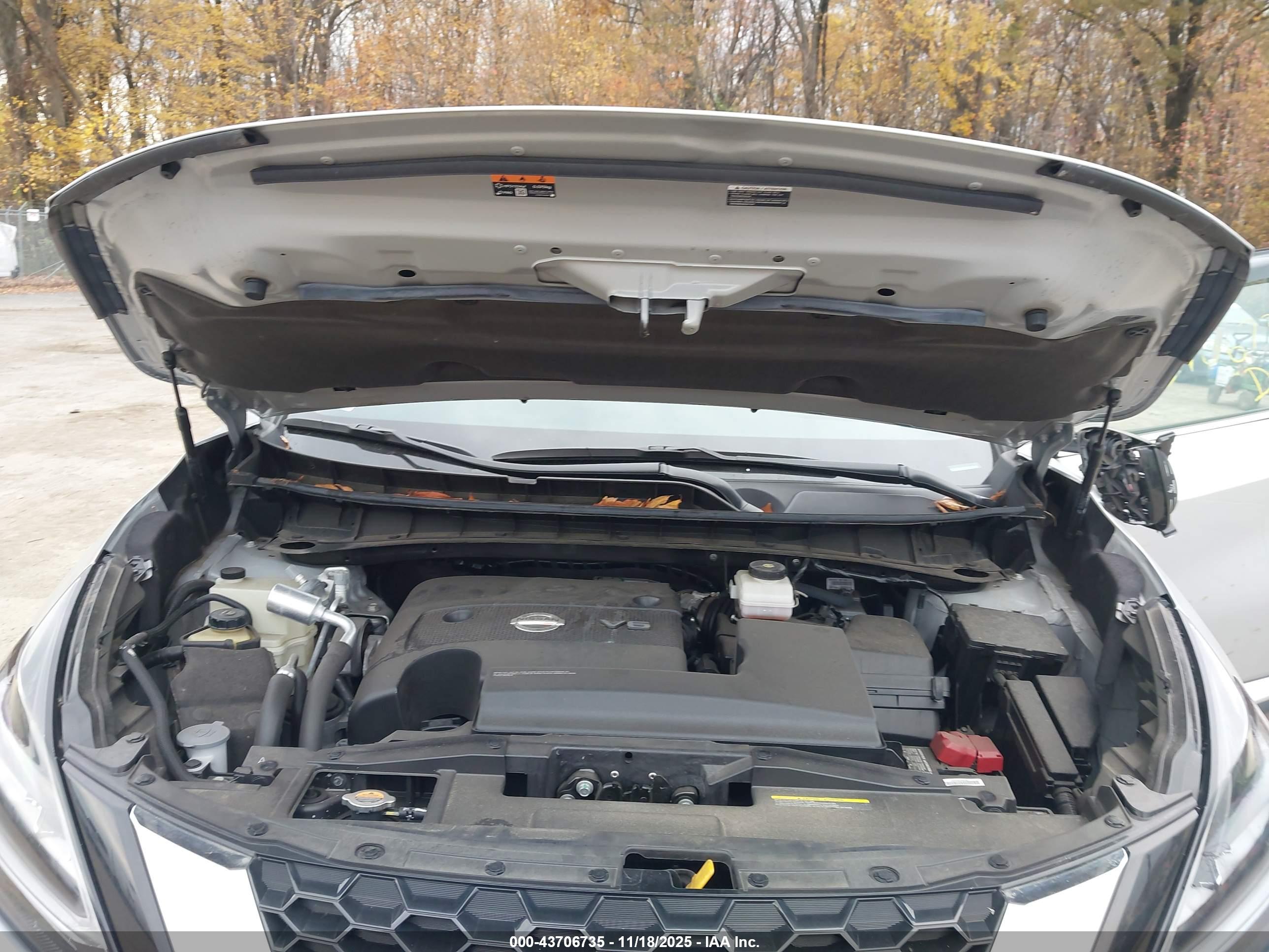 NISSAN MURANO image 10