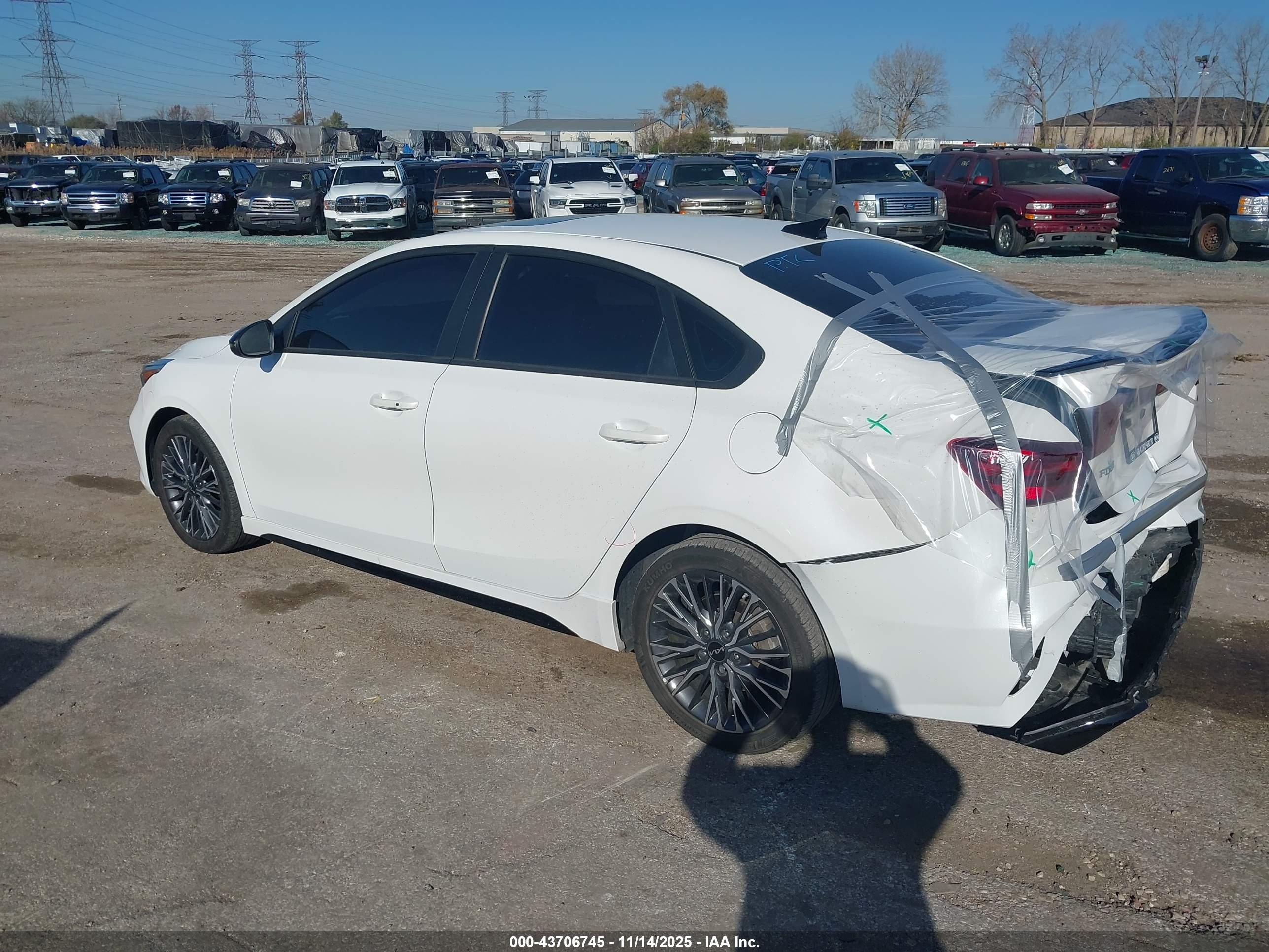 KIA FORTE image 3