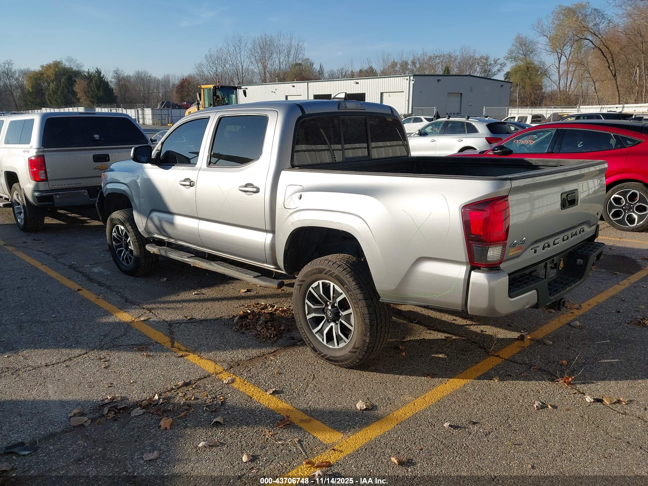 TOYOTA TACOMA image 3