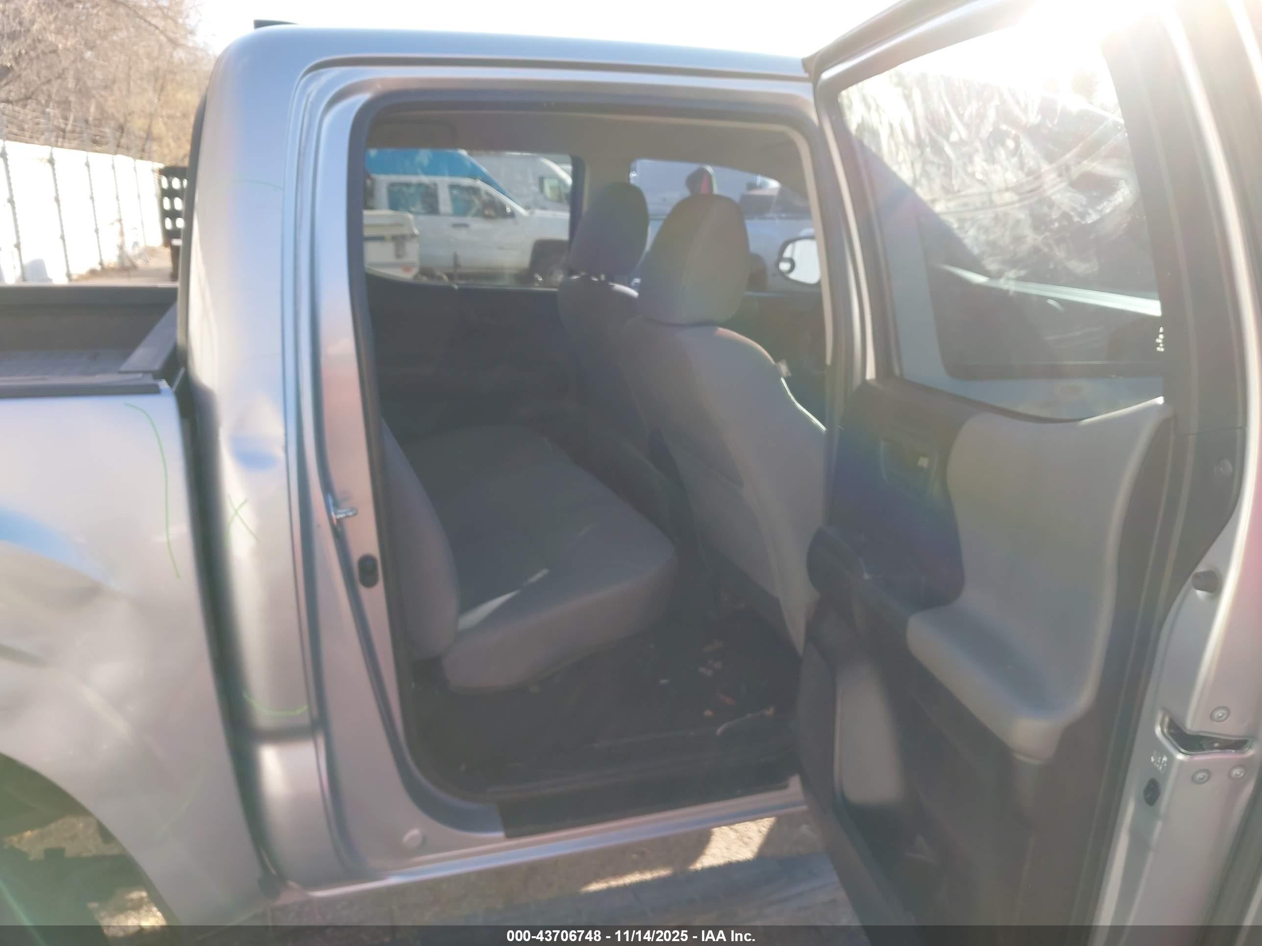 TOYOTA TACOMA image 8