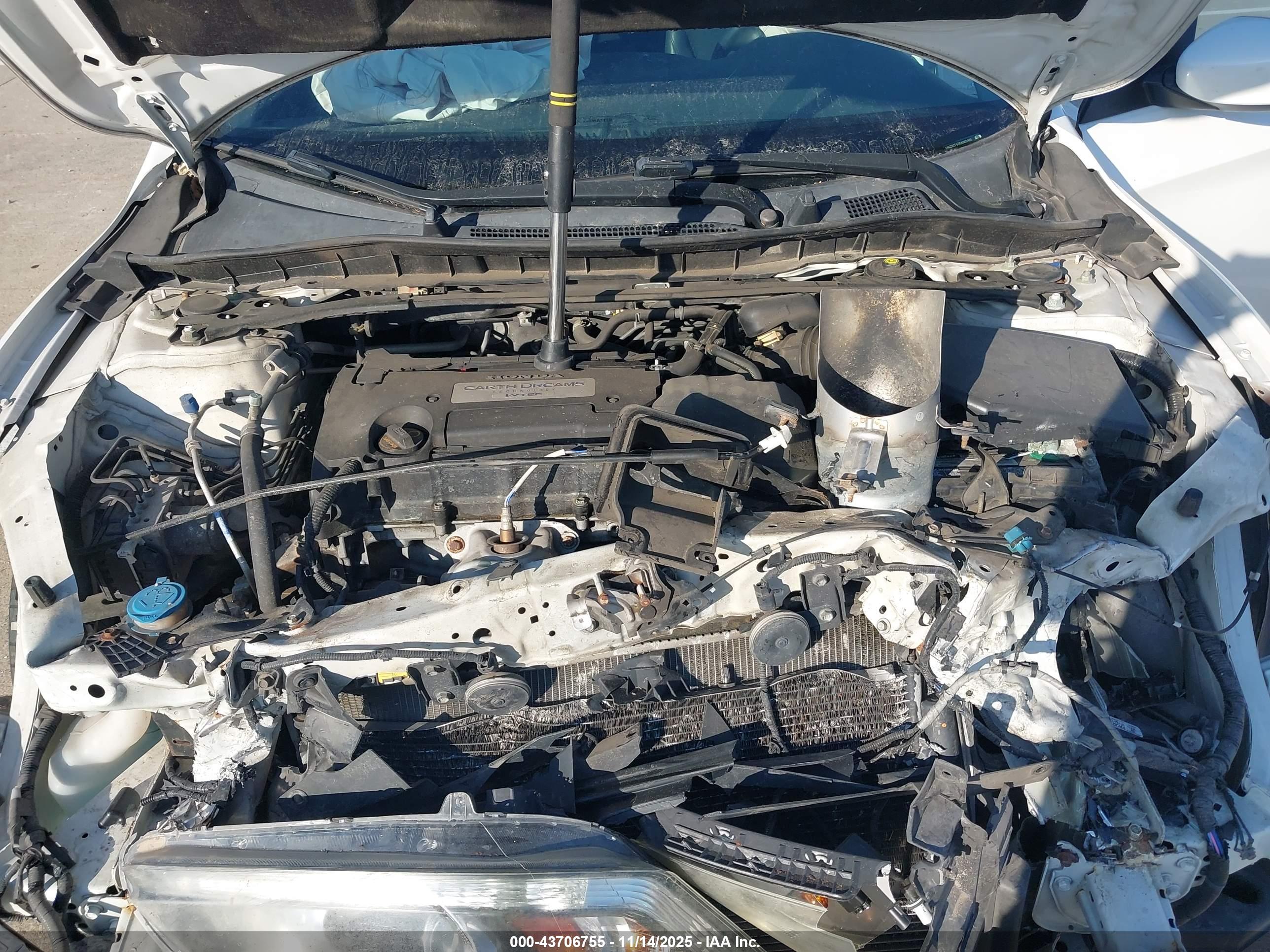 HONDA ACCORD image 10