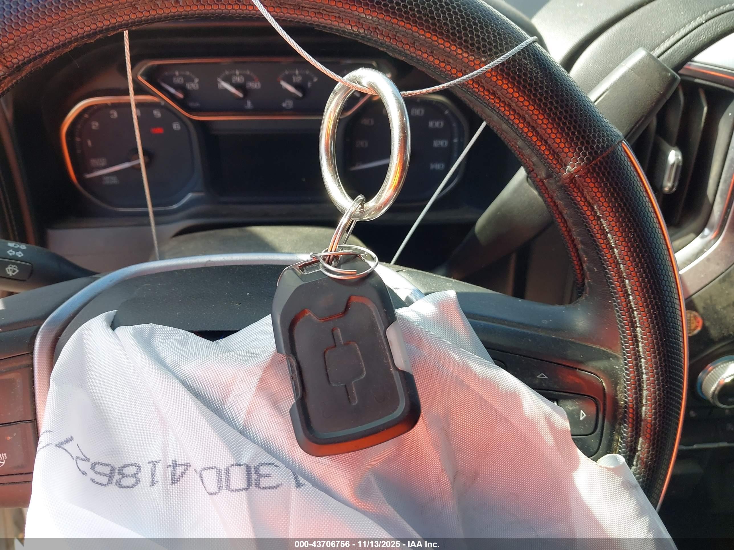 GMC SIERRA image 11