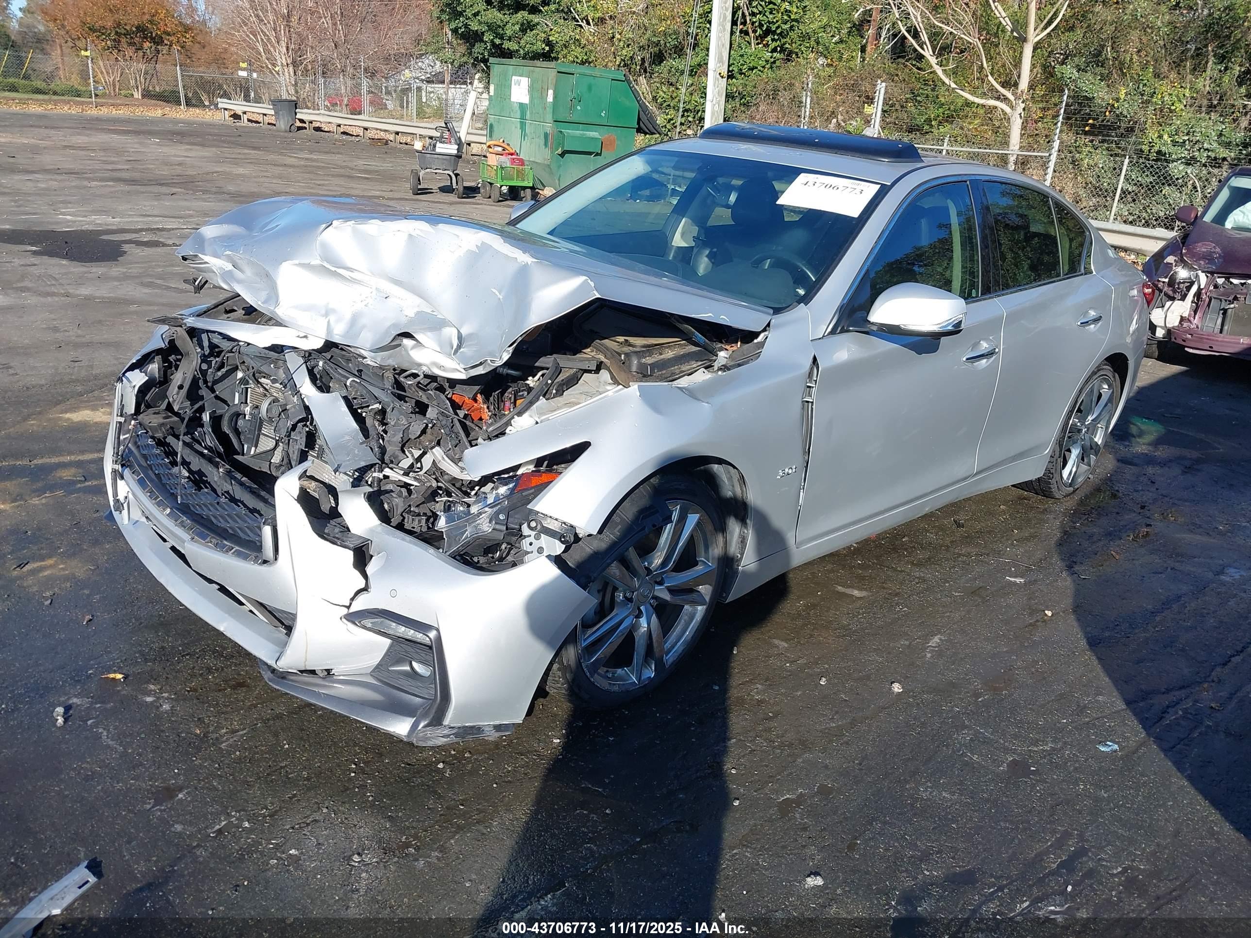 INFINITI Q50 image 2