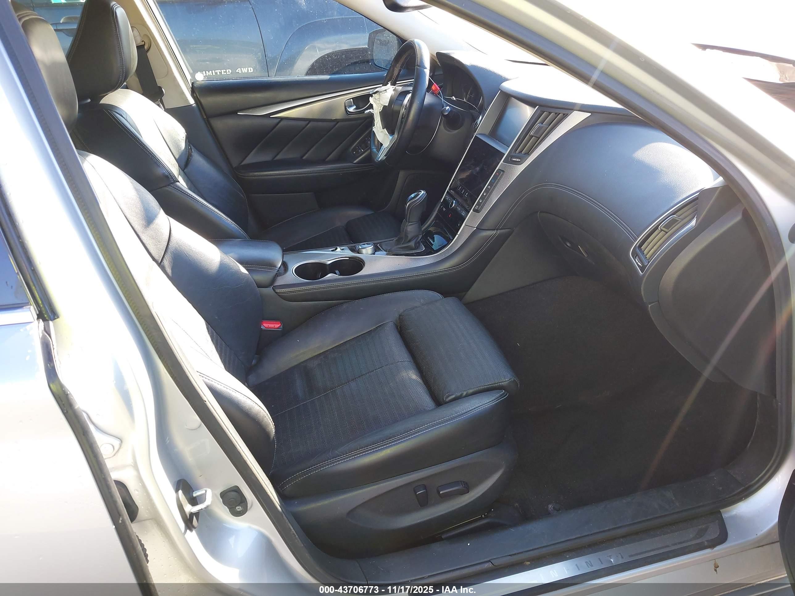 INFINITI Q50 image 5