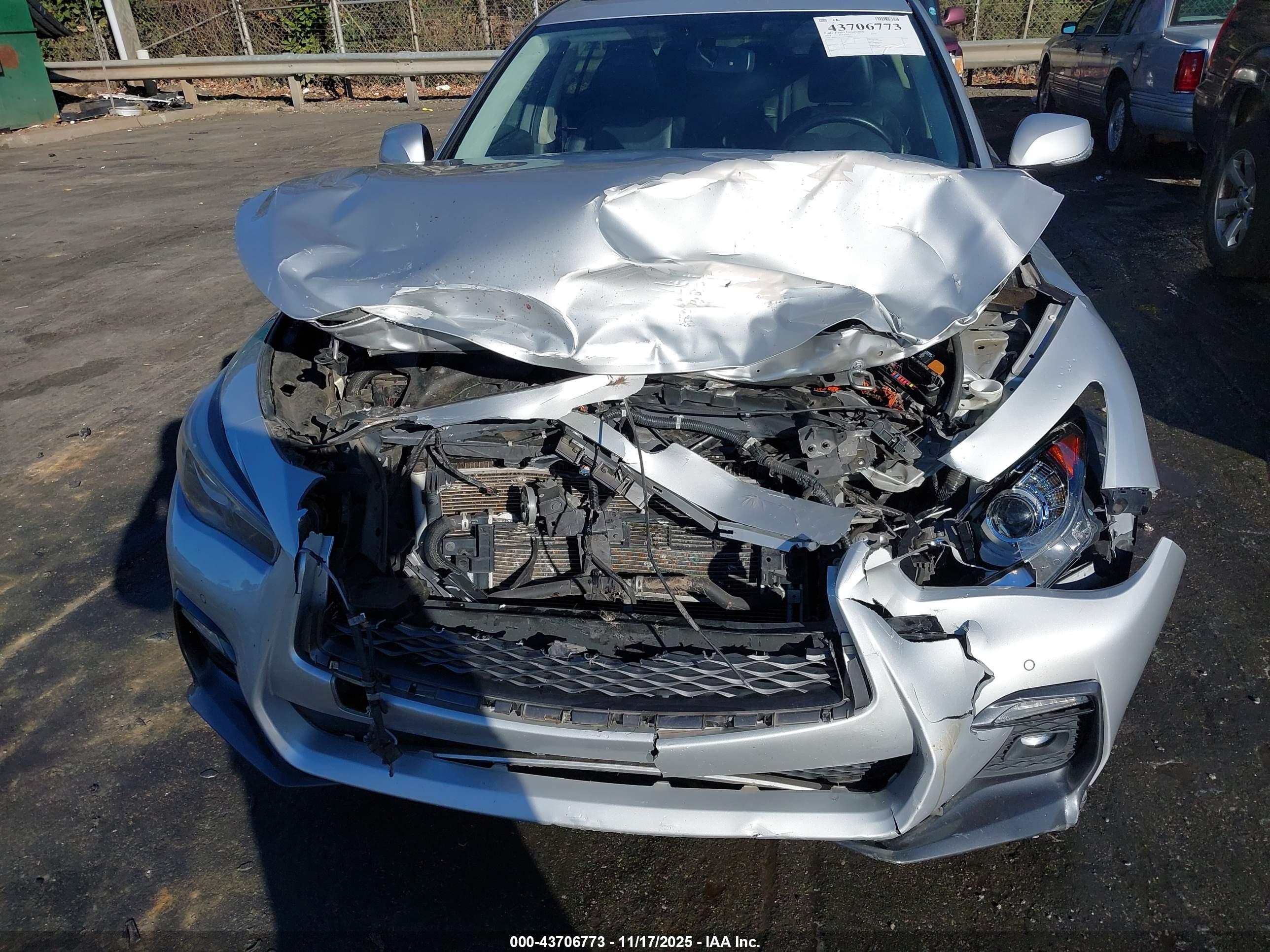 INFINITI Q50 image 6