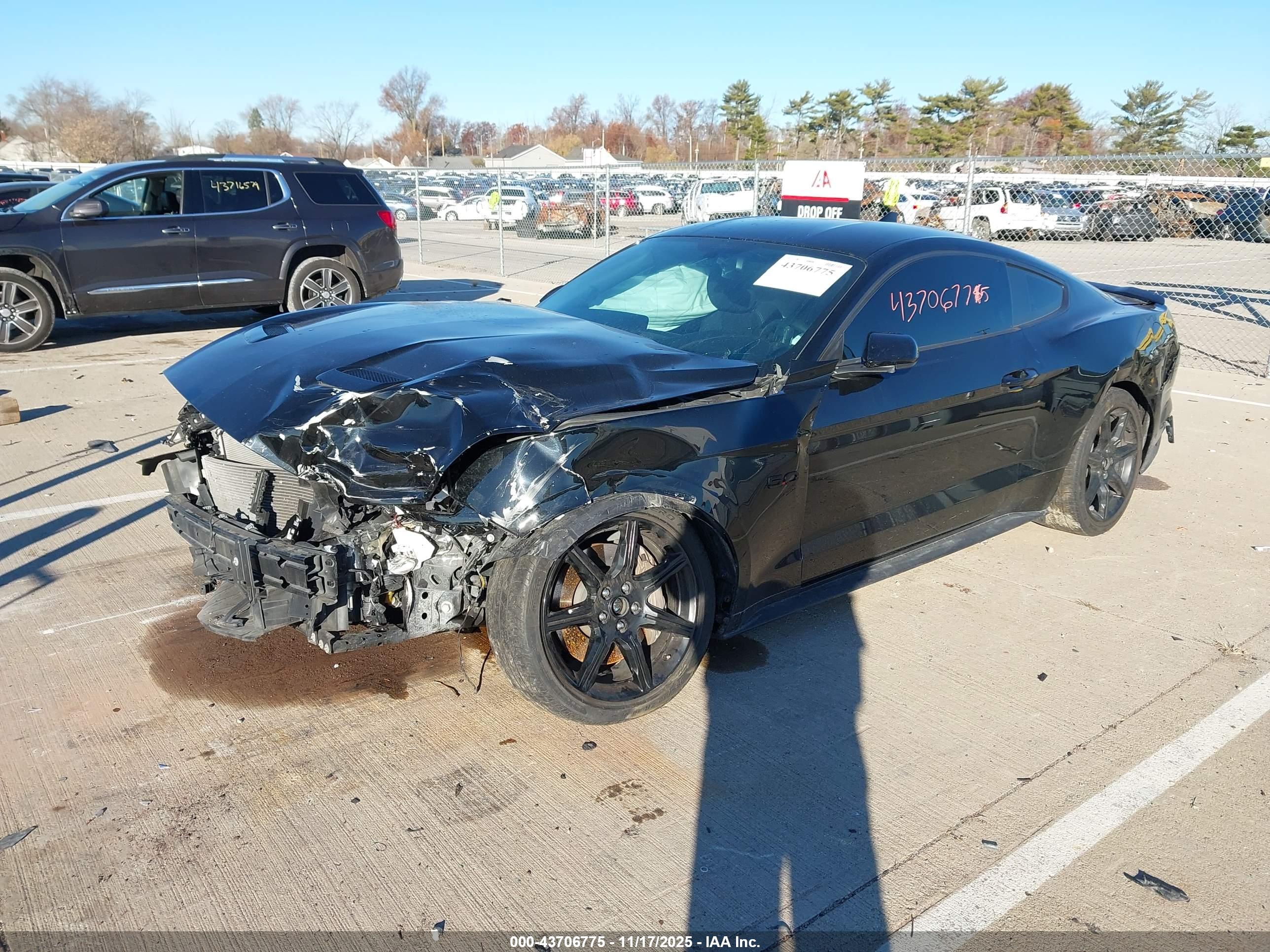 FORD MUSTANG image 2