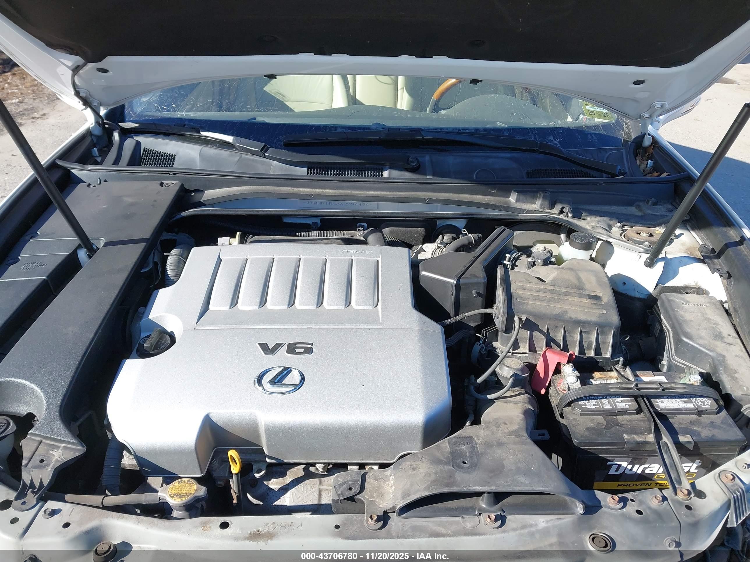 LEXUS ES image 10