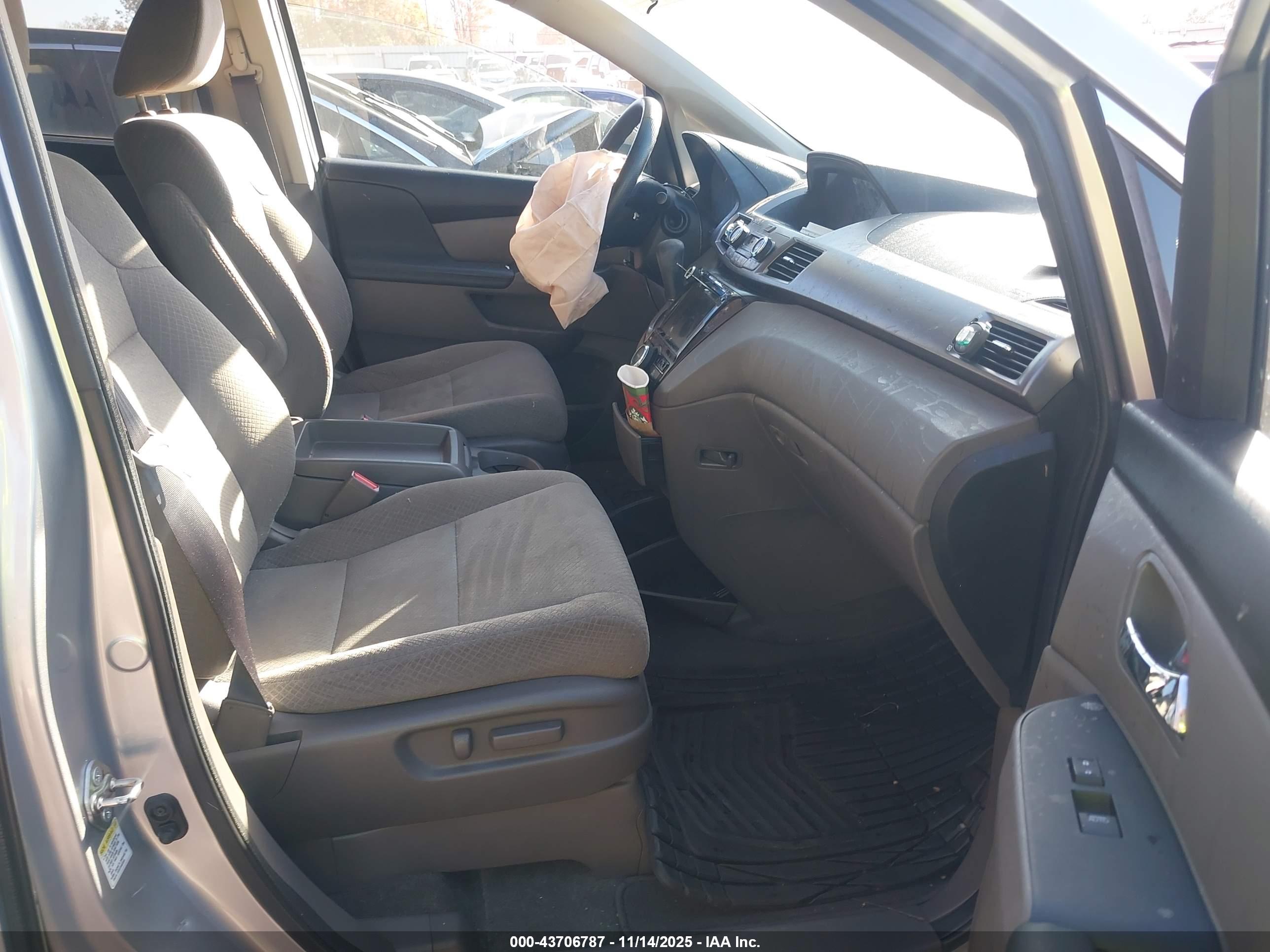 HONDA ODYSSEY image 5